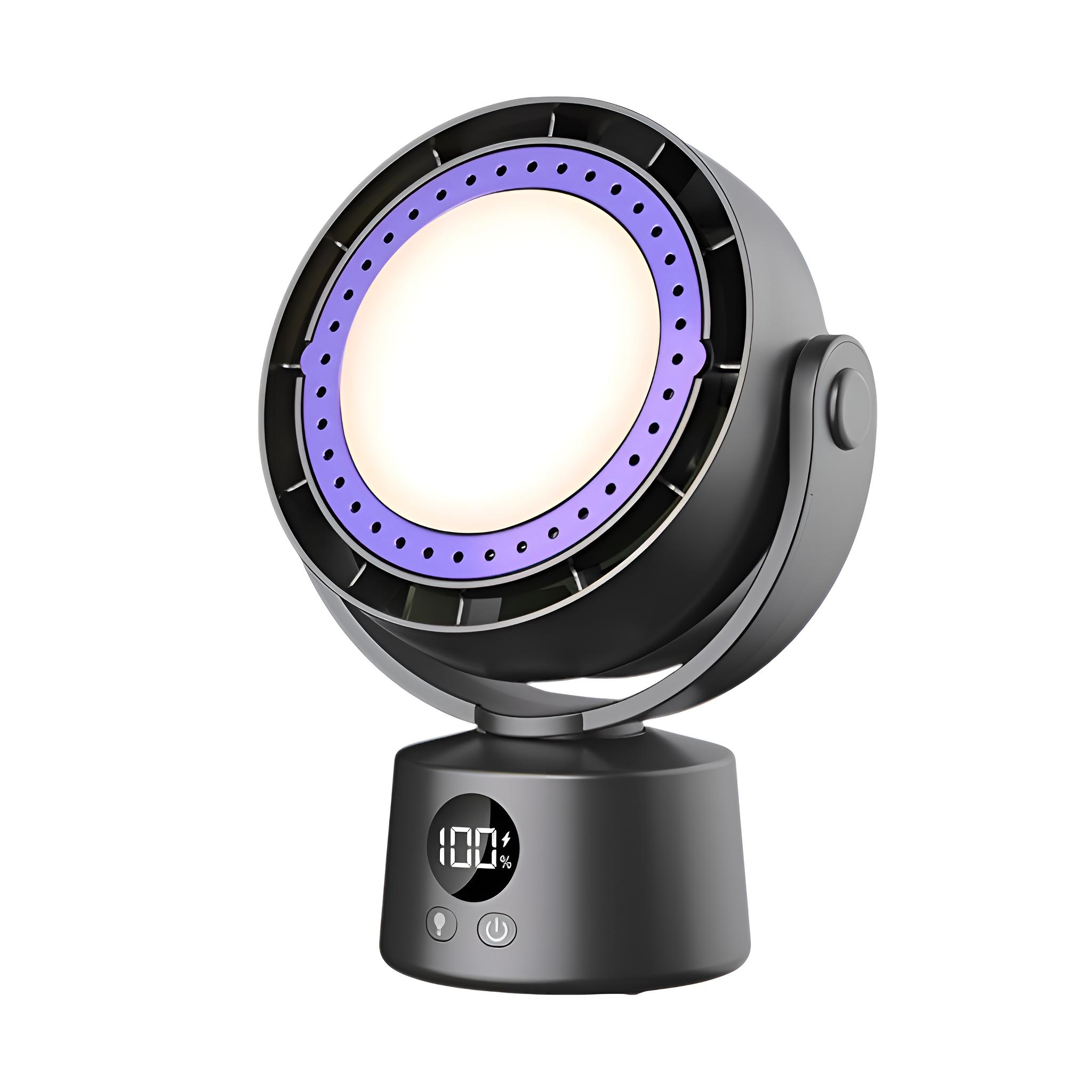 Eine grau-schwarze Lampe mit kreisförmigem Licht und digitaler Anzeige mit 100 %. Das Licht hat einen lilafarbenen Innenring.