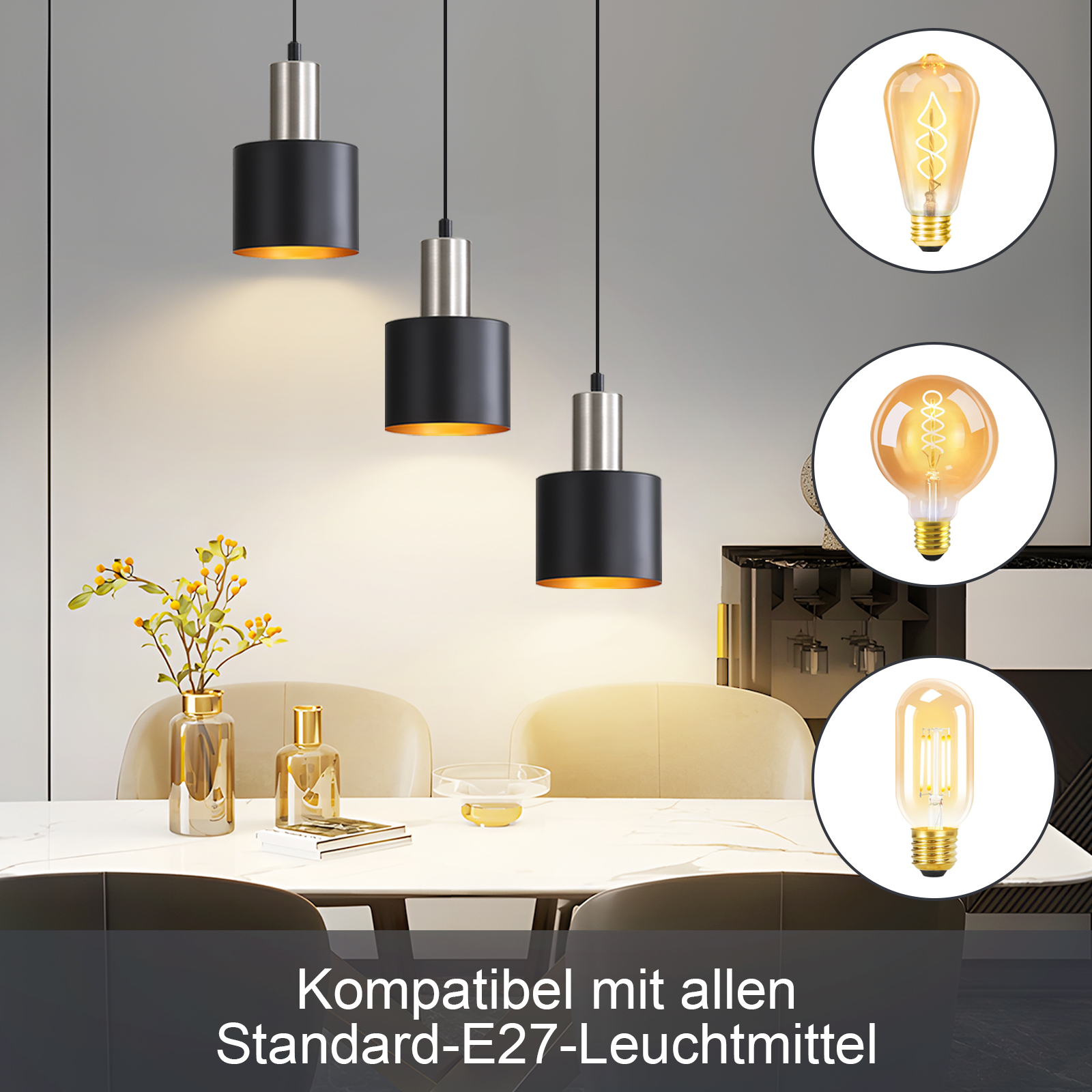 Drei Pendelleuchten mit schwarzen Schirmen und goldenen Innenräumen hängen über einem Tisch mit einer Vase und zwei Flaschen. Glühbirnen werden gezeigt.