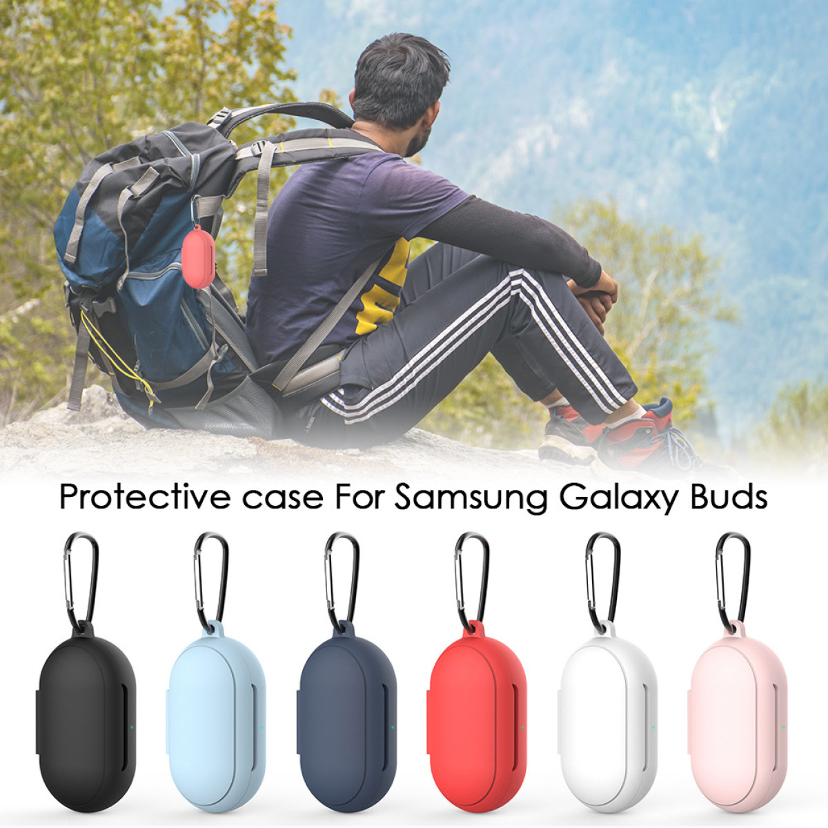 Un hombre con mochila sentado en una colina. Debajo, se muestran estuches coloridos para auriculares.