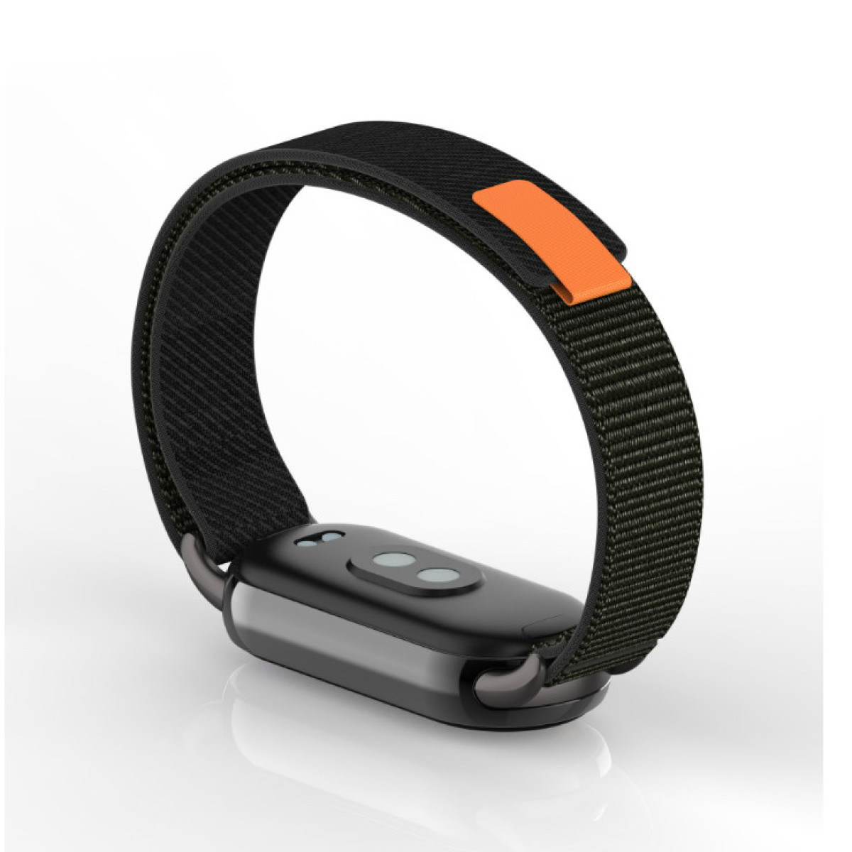 Ein schwarzes Smartband mit einem orangefarbenen Verschluss. Es hat einen schwarzen Körper mit zwei Knöpfen und einem transparenten unteren Bereich. Das Band ist geschlungen.