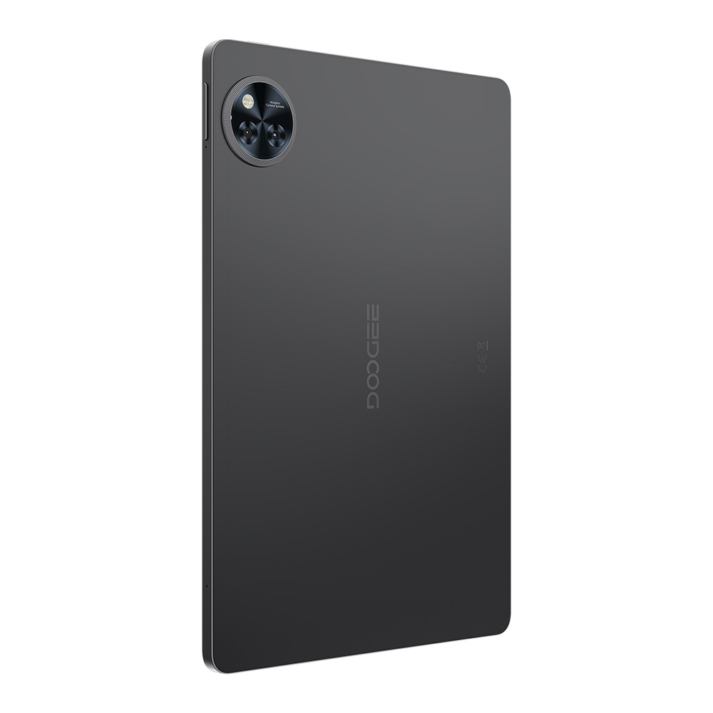 Un tablet grigio scuro, leggermente angolato, con un modulo fotocamera prominente in alto a sinistra. Il marchio 'DOOGEE' è scritto verticalmente.