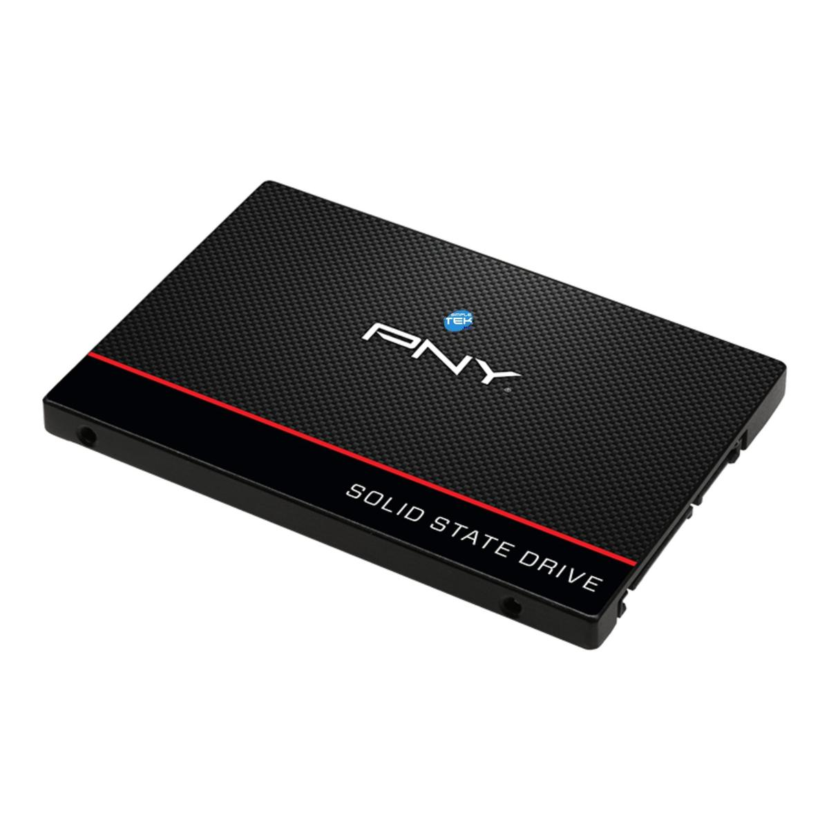 SSD PNY nero. Striscia rossa in alto. Logo bianco "PNY". Testo "SOLID STATE DRIVE" in basso.