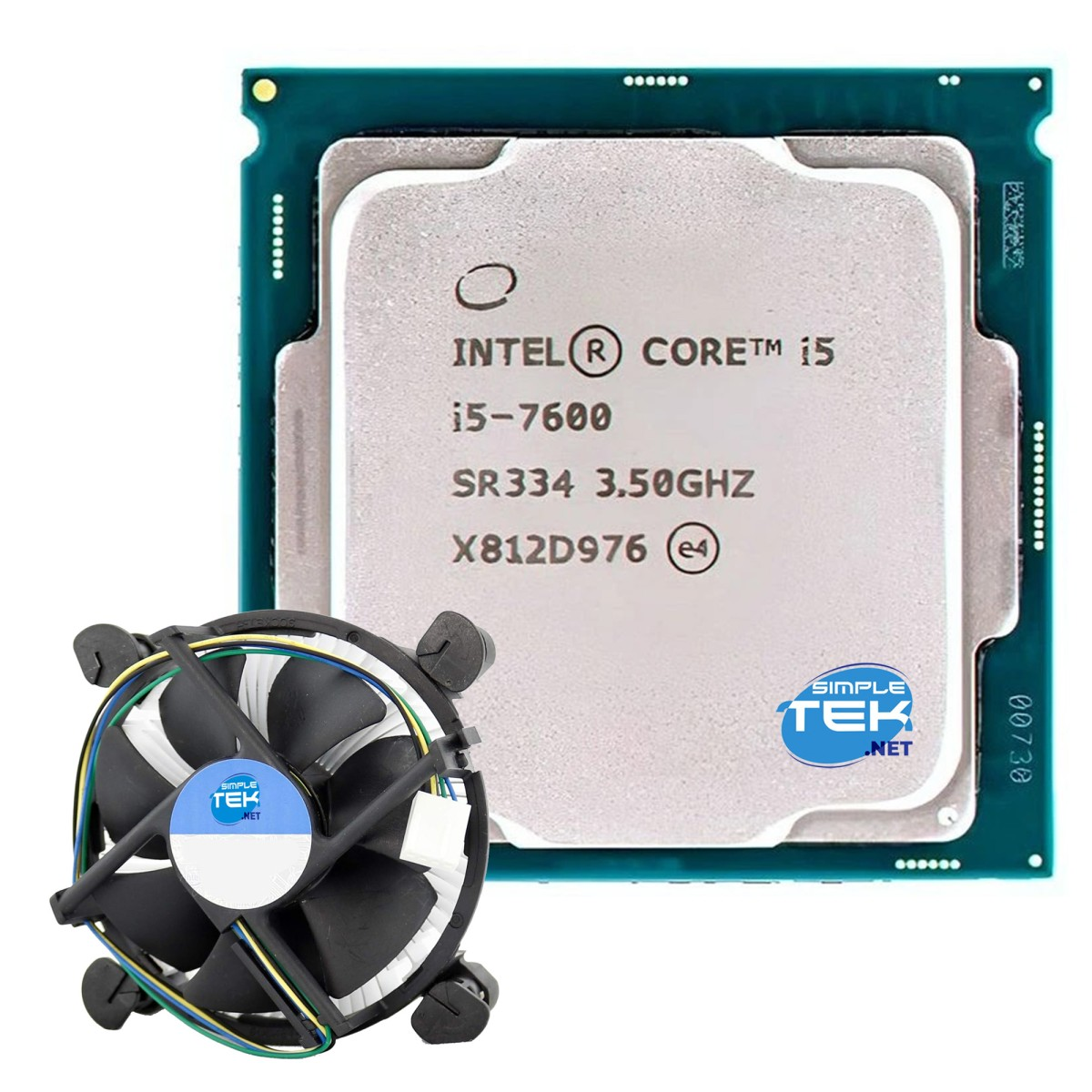 Una CPU Intel i5-7600 con ventola. La CPU ha testo, la ventola ha pale bianche e nere.