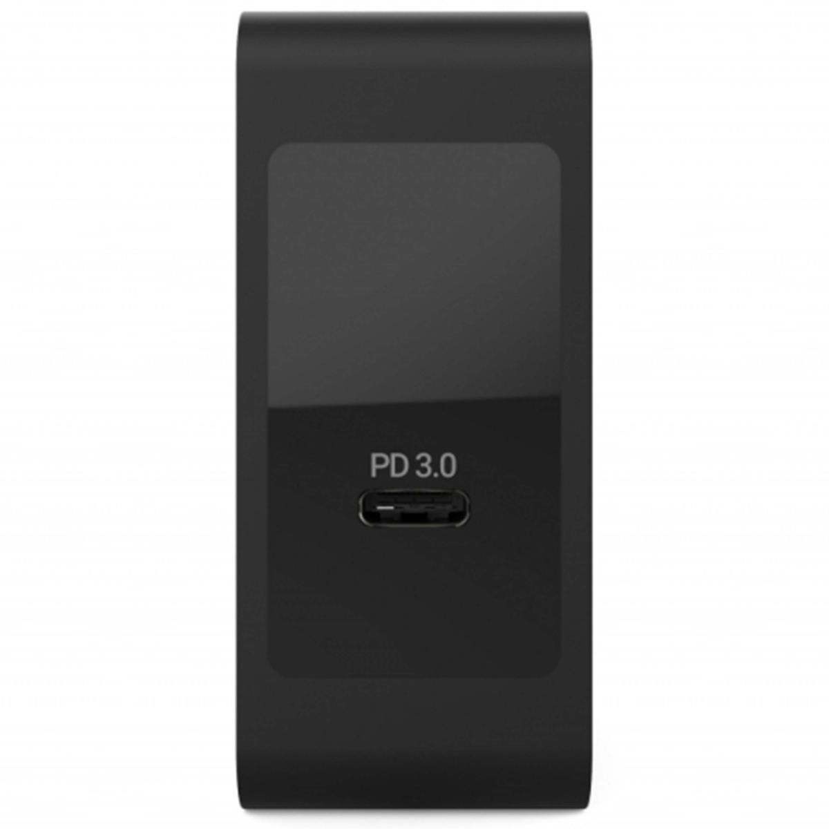 Un dispositivo rettangolare nero, con una porta USB-C etichettata 'PD 3.0' su uno schermo scuro. Lo sfondo è bianco.