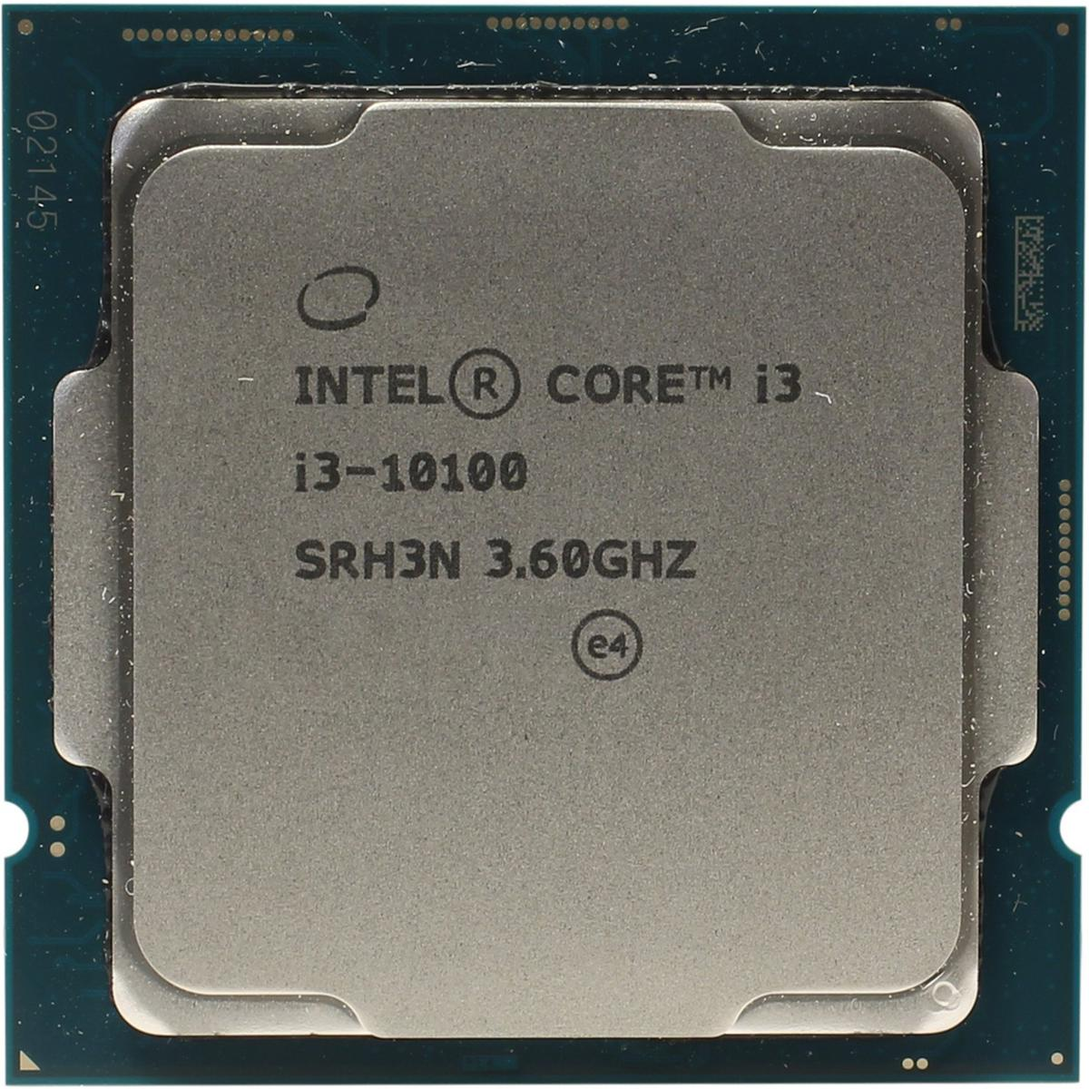 Intel Core i3 CPU. Graue Metalloberfläche mit Text: i3-10100, SRH3N 3.60GHz. Grüner Leiterplattenrahmen mit weißen Punkten.