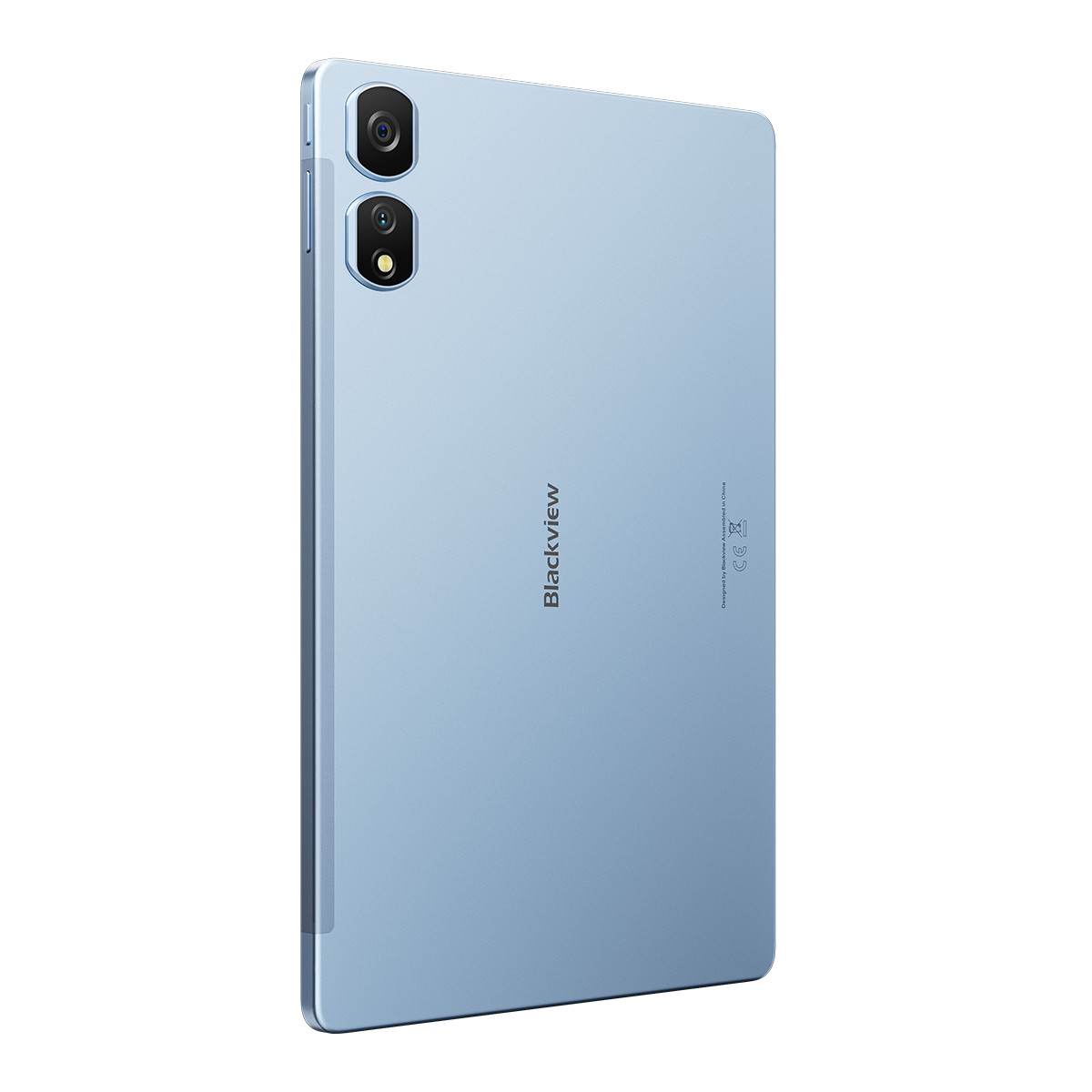 Un tablet Blackview azzurro chiaro. Ha due fotocamere posteriori. Il marchio è stampato verticalmente. Il retro è liscio.