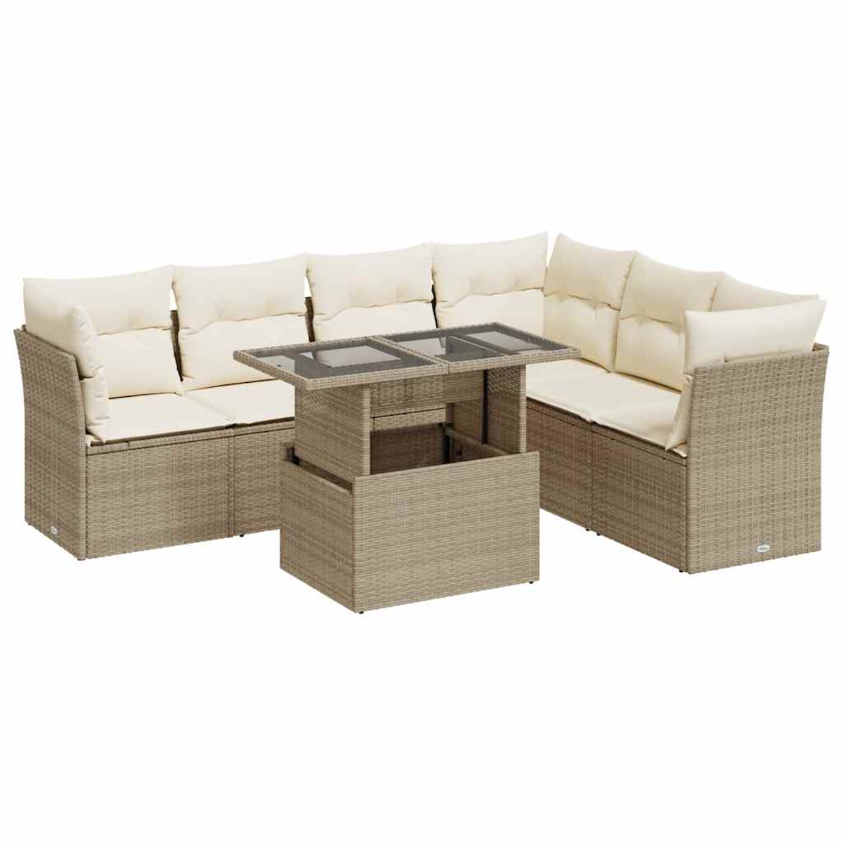 Un divano angolare da esterno in rattan con cuscini beige e un tavolino da caffè abbinato con piano rialzabile. I mobili sono su sfondo bianco.