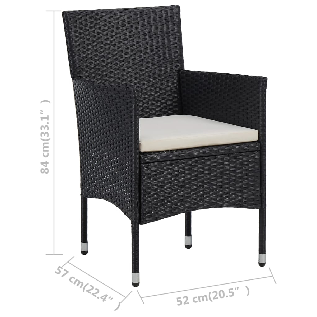 Ein schwarzer Korbstuhl mit cremefarbenem Kissen. Abmessungen: 84 cm (33,1 Zoll), 57 cm (22,4 Zoll) und 52 cm (20,5 Zoll).