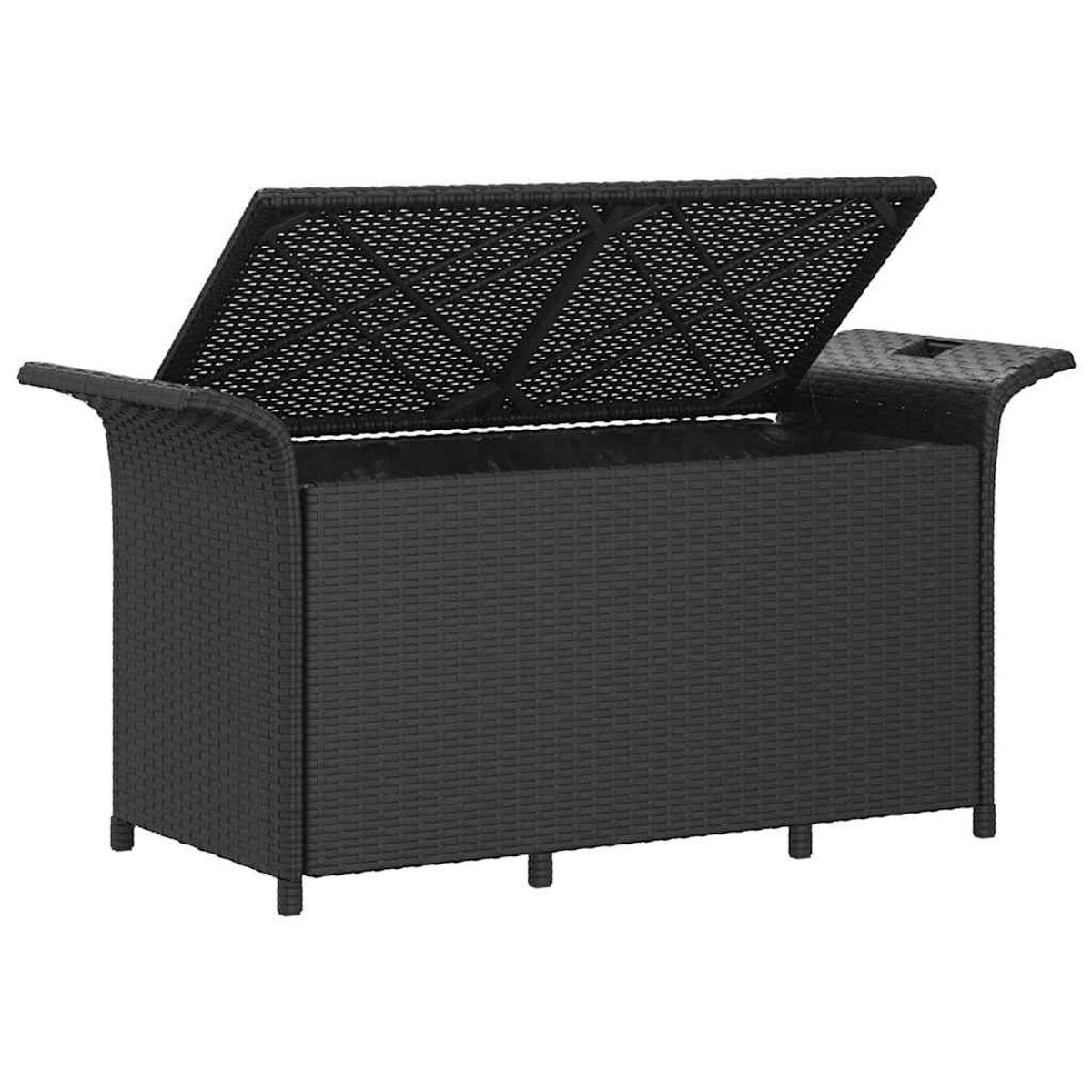 Eine schwarze Aufbewahrungsbox im Rattan-Stil mit offenem Deckel. Der Deckel hat ein strukturiertes Muster. Die Box steht auf kleinen Beinen.