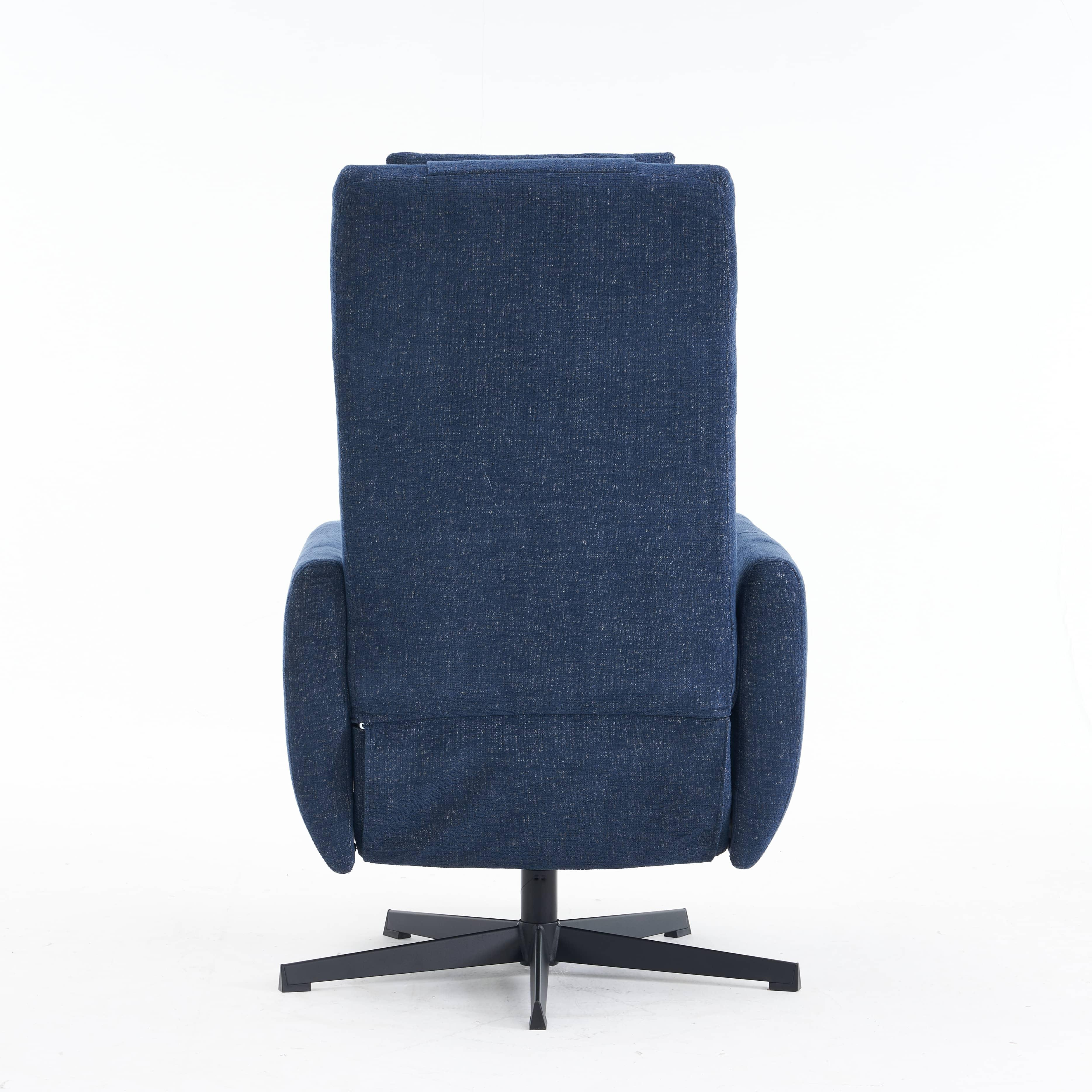 Ein blauer Sessel wird von hinten gezeigt. Er hat ein schwarzes Gestell und befindet sich vor weißem Hintergrund.