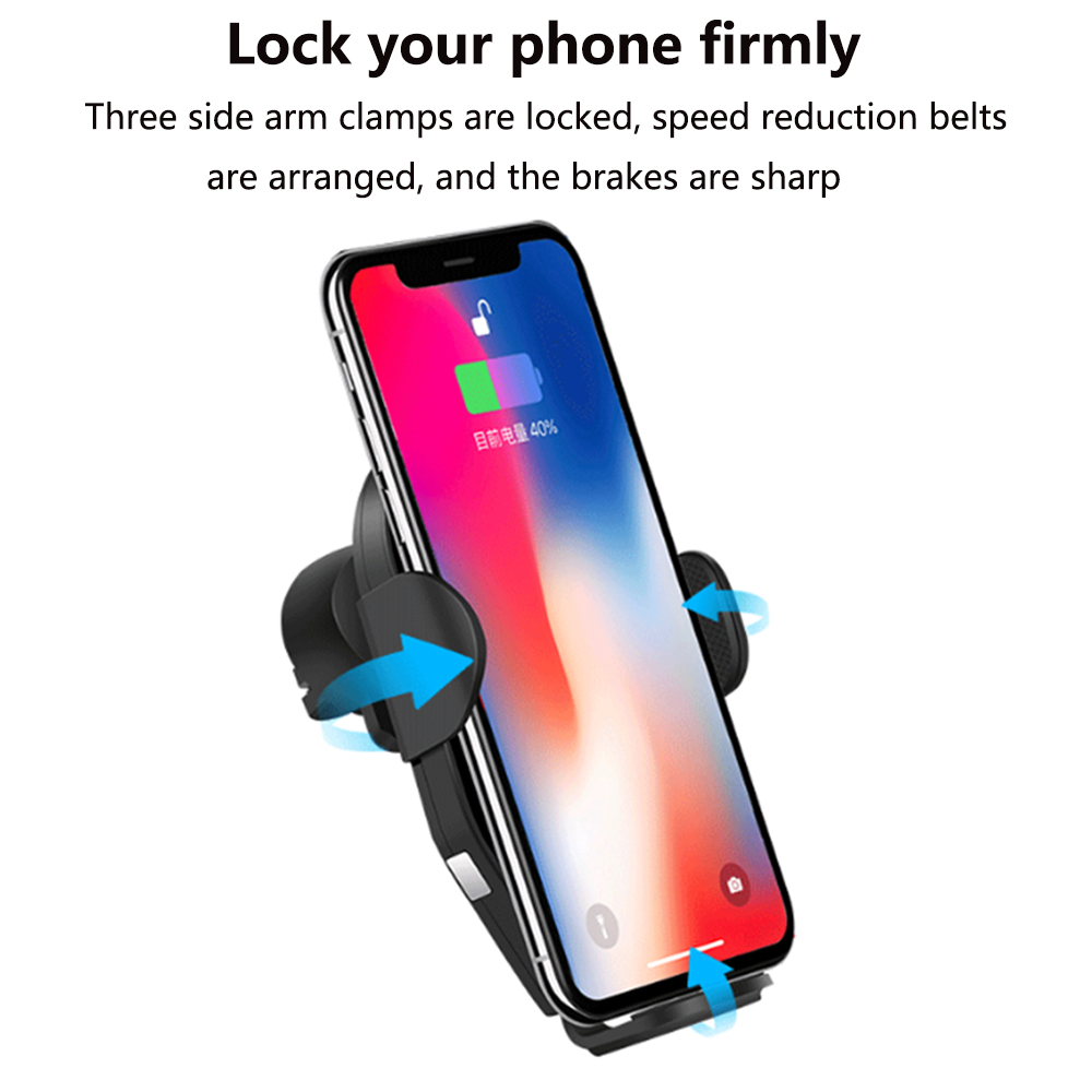 Ein Smartphone ist in einer Autotelefonhalterung befestigt. Der Bildschirm zeigt ein Ladesymbol. Blaue Pfeile zeigen die Klemmung an.