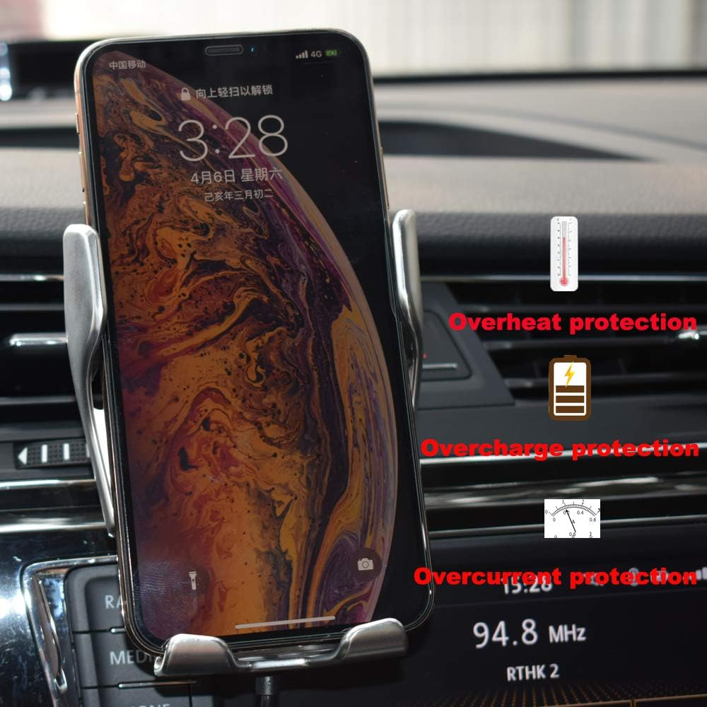 Ein Telefon zeigt 3:28 Uhr in einer Autotelefonhalterung. Es zeigt Funktionen wie Überhitzungs-, Überladungs- und Überstromschutz.