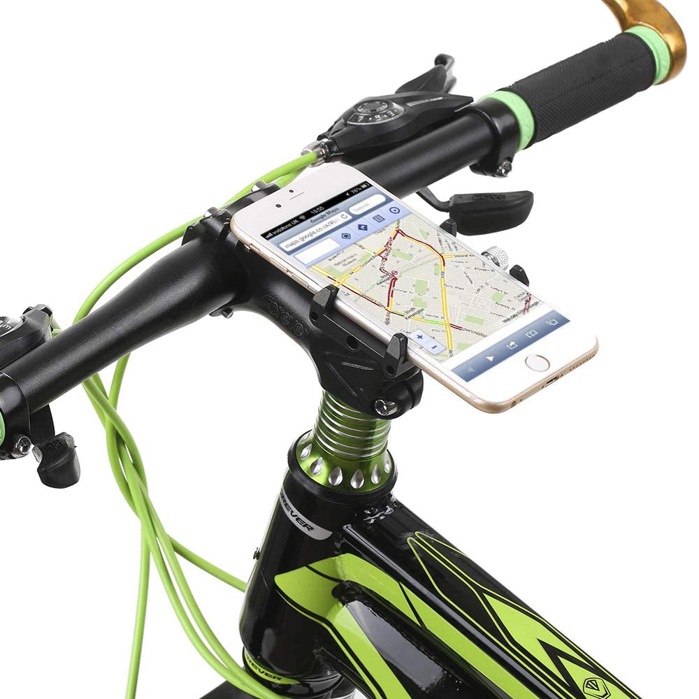 Ein Telefon mit Karte ist an einem Fahrradlenker befestigt. Grüne Kabel und Akzente sind sichtbar. Das Fahrrad ist schwarz.