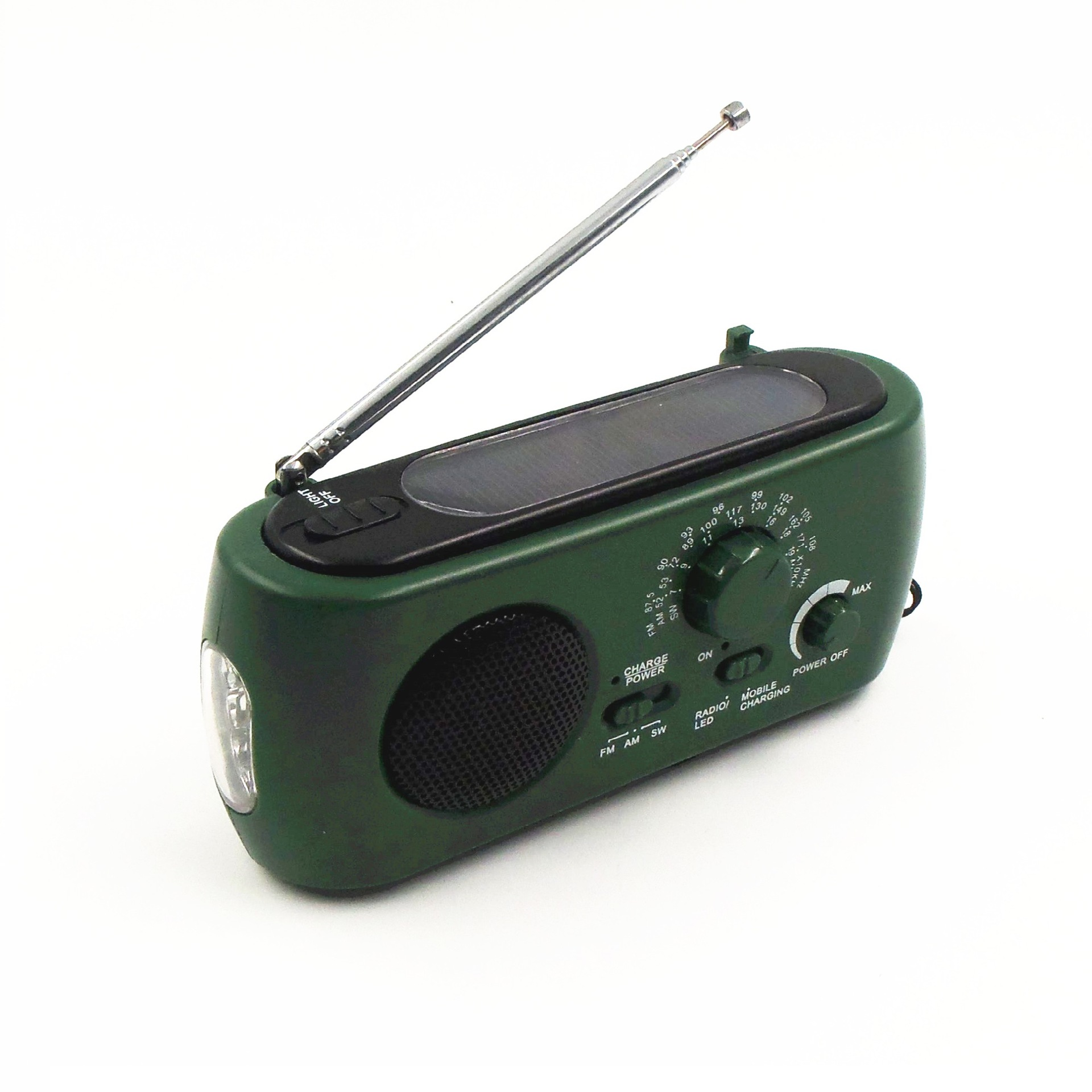 Grünes Notfallradio mit Solarpanel, Antenne und Taschenlampe. Bedienelemente für Strom, Radio und Aufladen sind sichtbar.