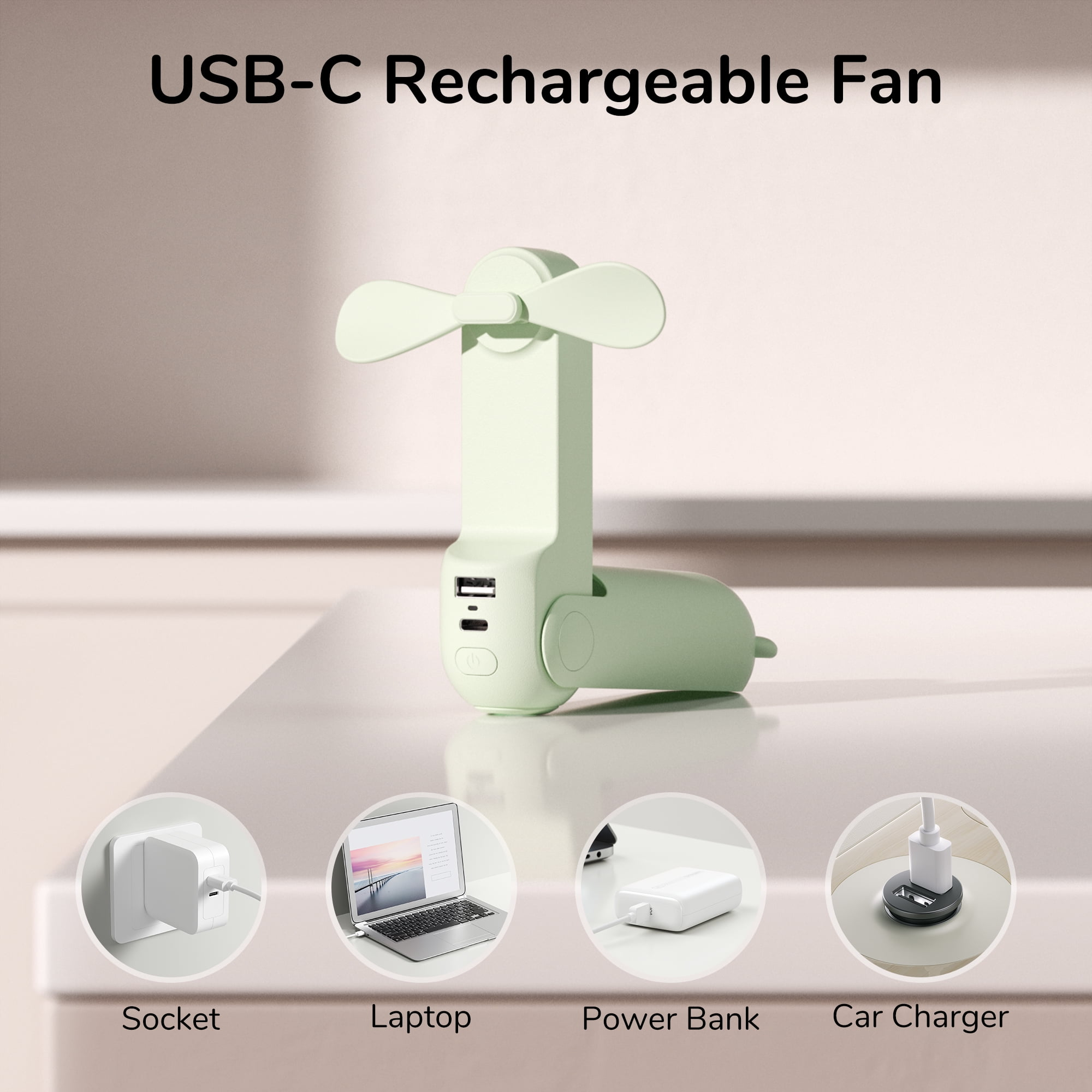 Ein grüner, wiederaufladbarer USB-C-Lüfter steht auf einem Tisch. Darunter befinden sich Bilder von Steckdose, Laptop, Powerbank und Autoladegerät.