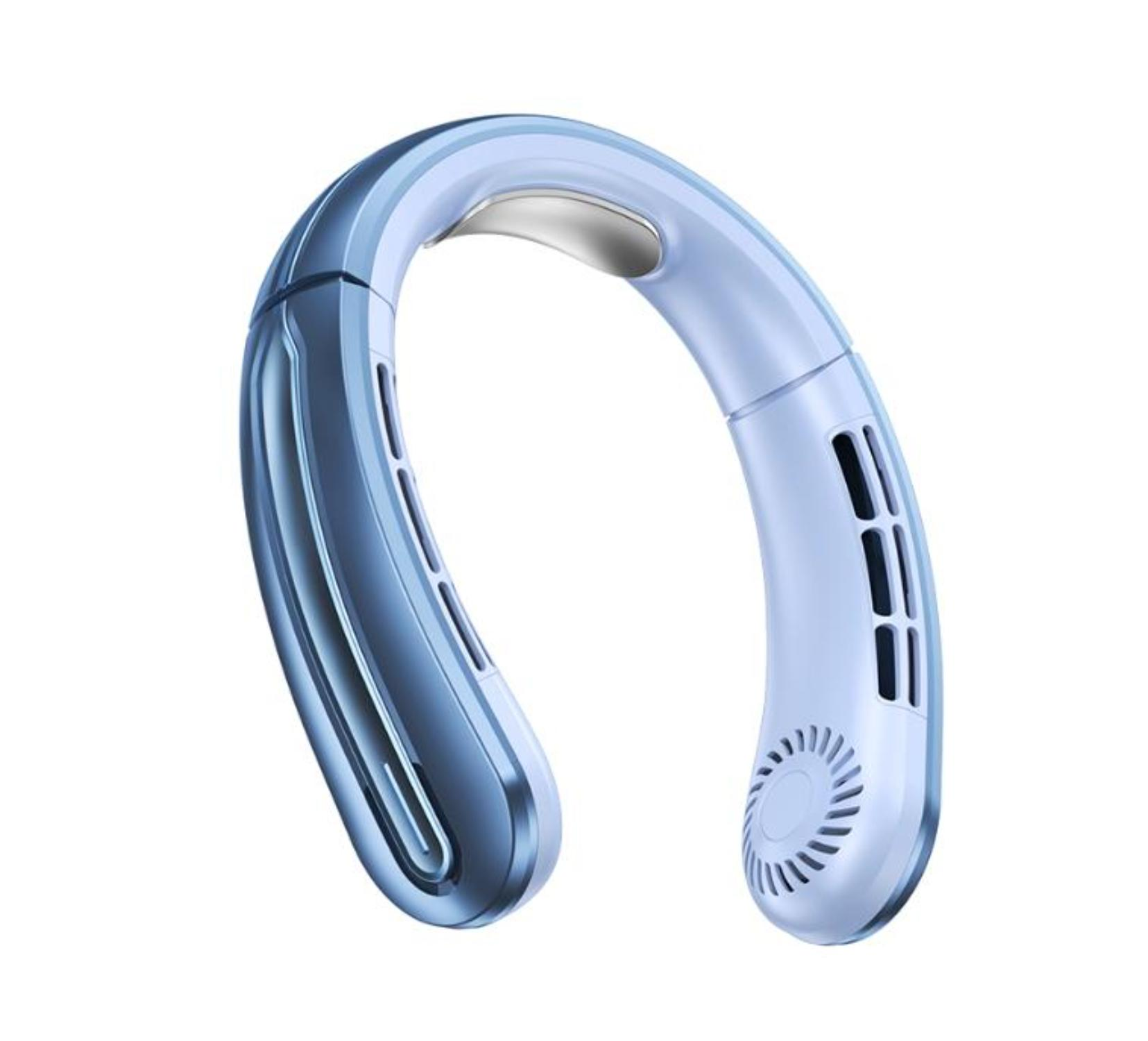 Ein blauer Nackenfächer mit gebogenem Design. Er hat Lüftungsschlitze und einen Ventilator am Ende. Der Hintergrund ist weiß.