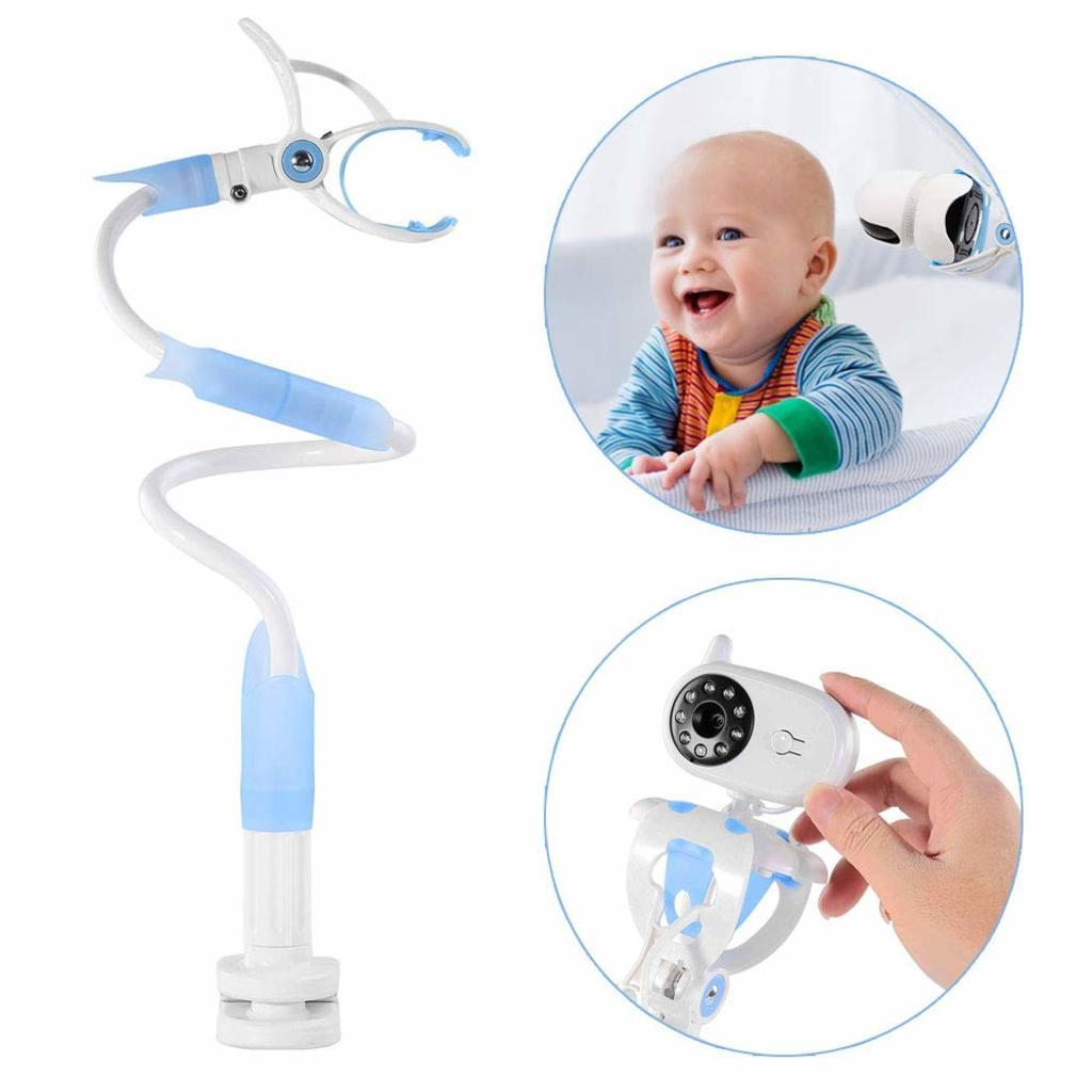 Das Bild zeigt einen Babyphone mit Kamera, ein glückliches Baby und eine Hand, die eine Kamera hält. Der Monitor hat einen flexiblen Arm.