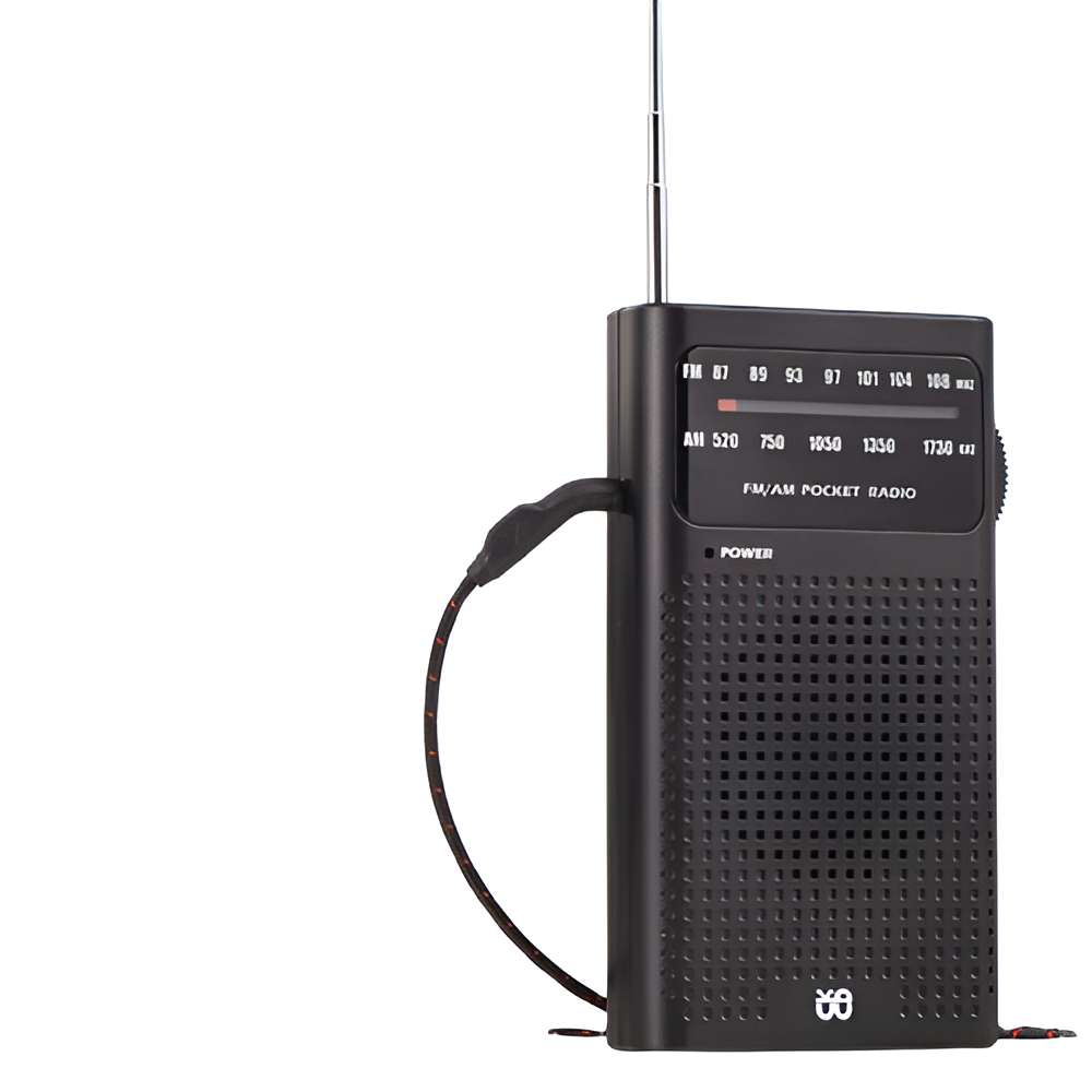 Ein schwarzes Taschenradio mit Antenne. Es hat einen Power-Knopf und ein Einstellrad. Ein Kabel ist an der Seite angeschlossen.