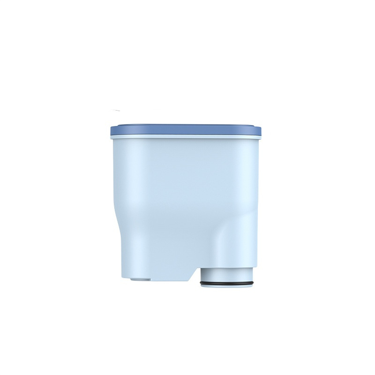 Ein hellblauer Wasserfilter mit einem dunkelblauen Deckel und einem schwarzen Ring am Boden, isoliert auf weißem Hintergrund.