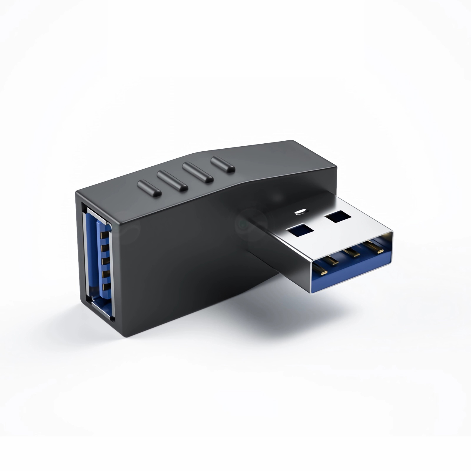 Schwarzer USB-Adapter mit blauem Innenraum und silbernem Stecker, vor weißem Hintergrund.