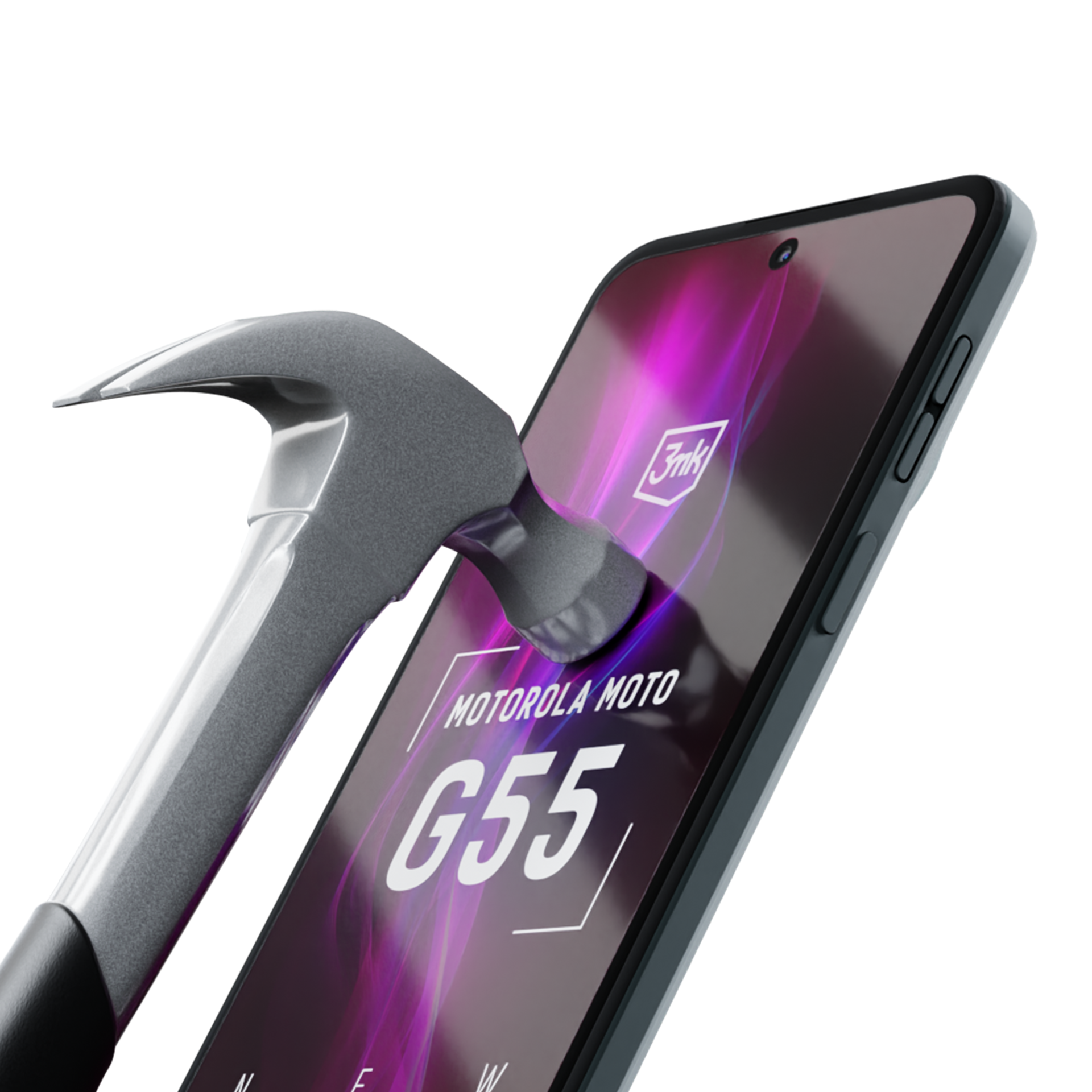 Un martello colpisce uno smartphone Motorola Moto G55. Lo schermo mostra un logo e testo, lo sfondo è bianco.