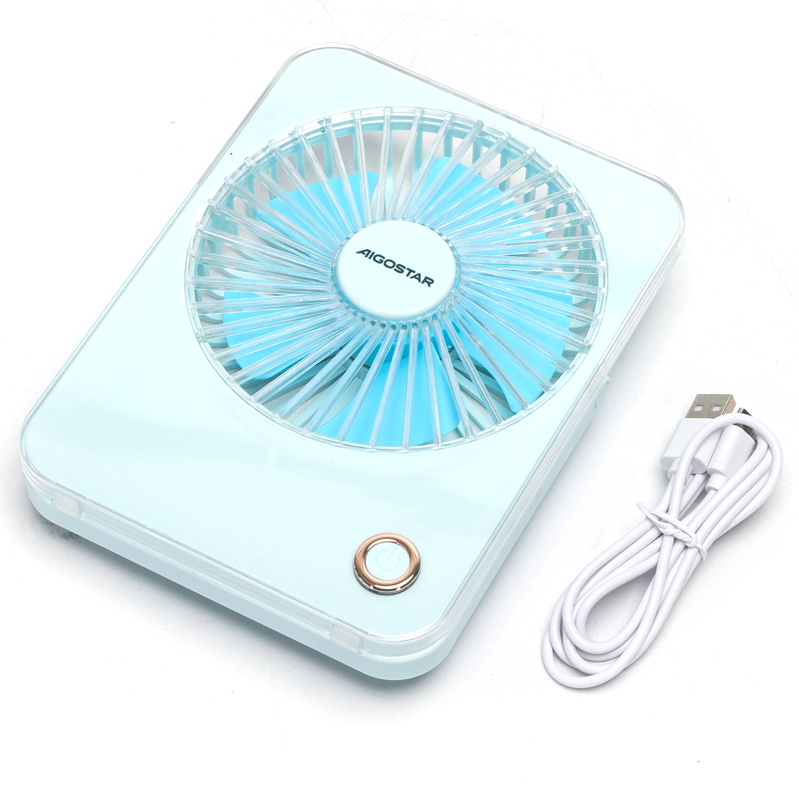 Un ventilador portátil con aspas y carcasa azules, un cable USB blanco y un botón de encendido. La marca es AIGOSTAR.