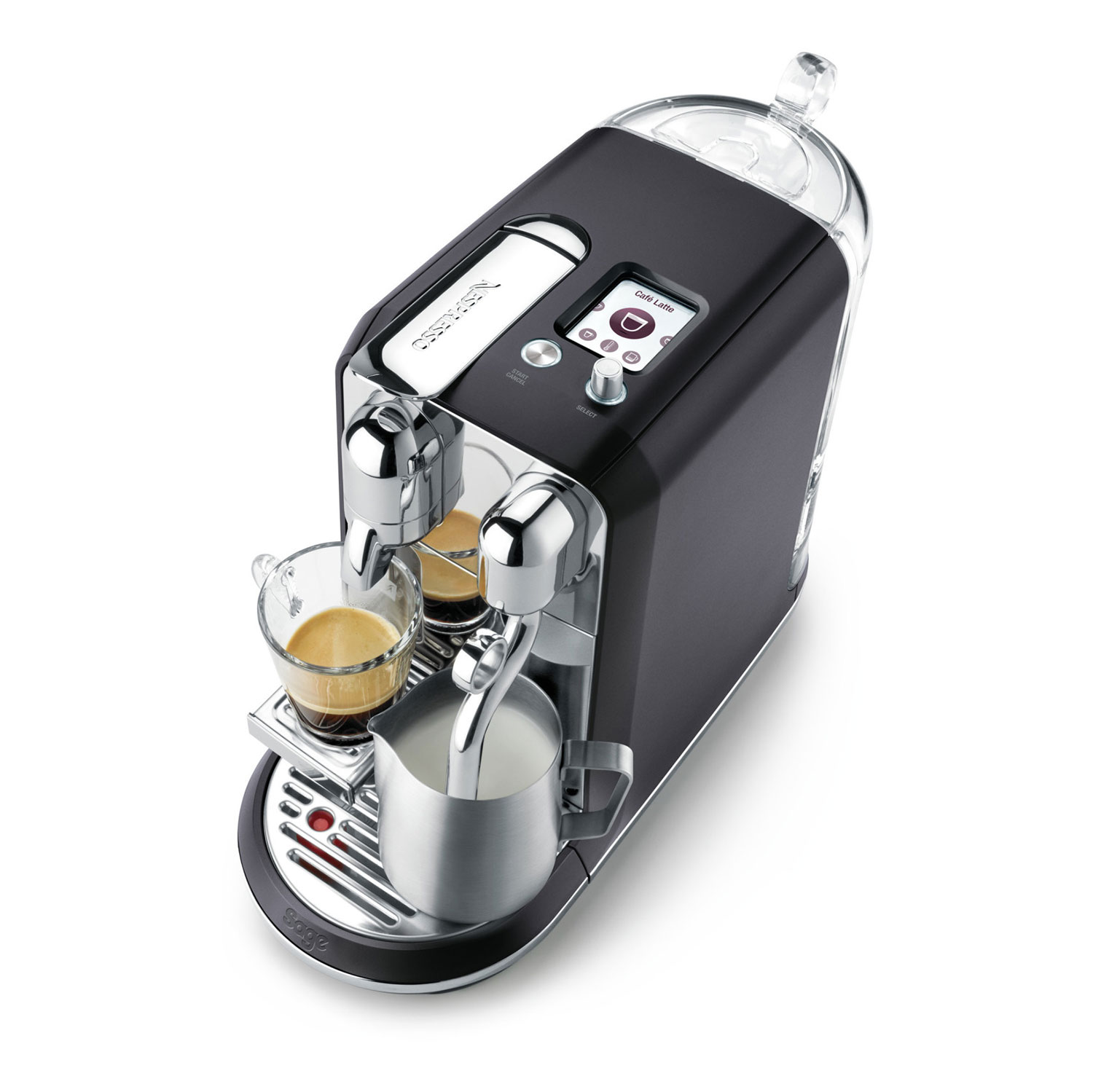 Eine schwarze und silberne Nespresso-Kaffeemaschine. Ein Glas Kaffee und ein Milchaufschäumer stehen auf dem Tablett. Der Bildschirm zeigt "Café Latte".