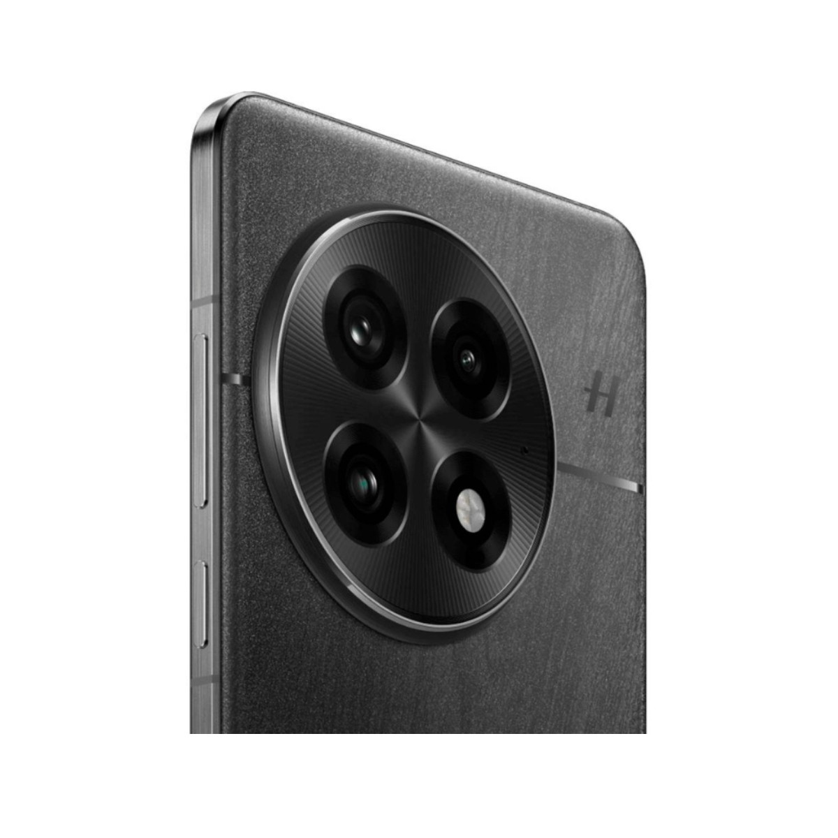 Zbliżenie czarnego modułu aparatu smartfona z czterema obiektywami. Obudowa telefonu jest ciemnoszara, z logo 'H'.