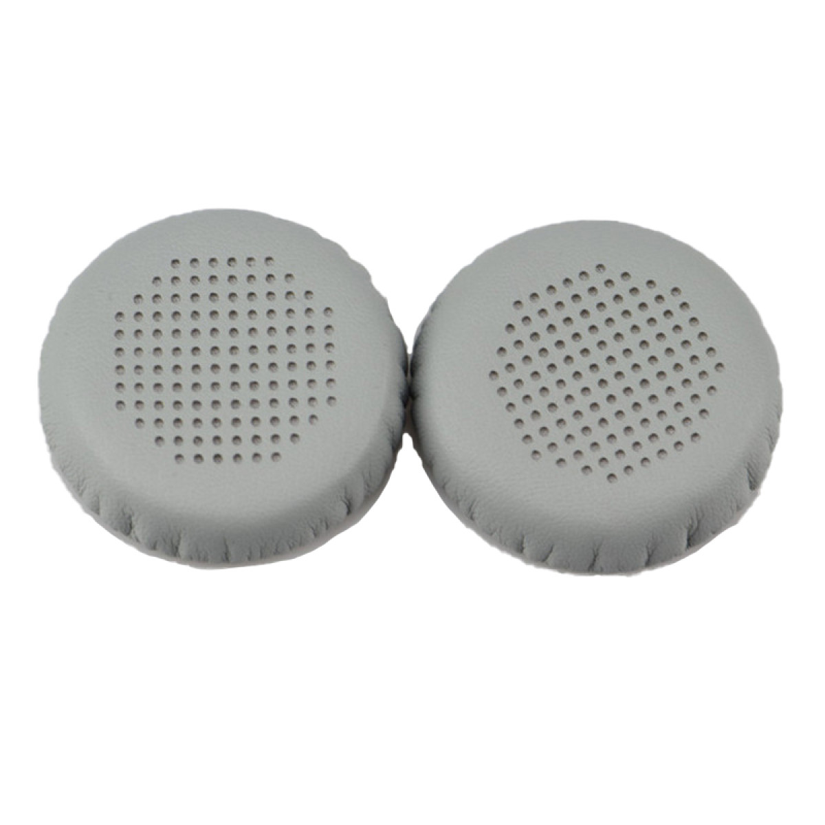 Due cuscinetti auricolari grigi per cuffie su sfondo bianco. Ognuno ha cerchi perforati al centro.
