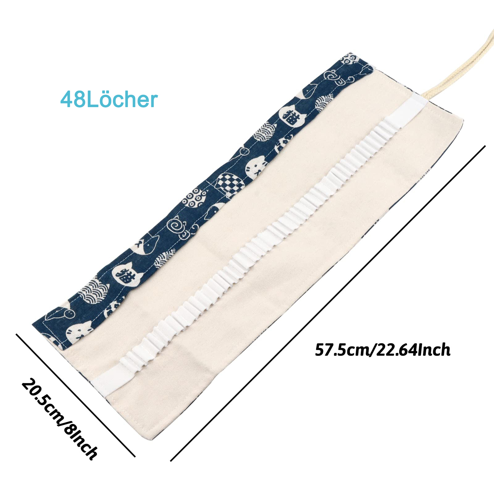 Ein Federmäppchen mit blauem Muster. Es hat ein weißes Inneres und weiße Bandakzente. Die Abmessungen sind angegeben.