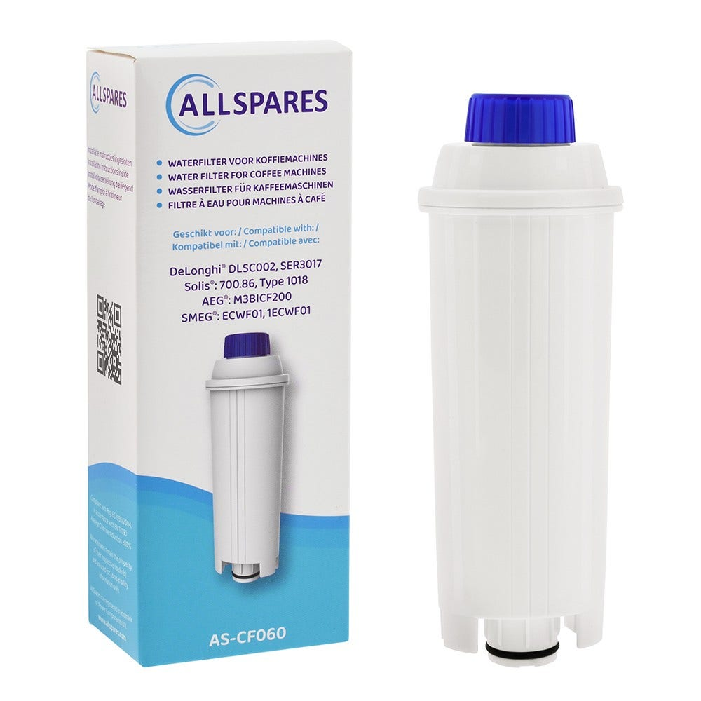 Un filtro dell'acqua bianco con tappo blu è accanto alla sua scatola. La scatola presenta testo e un logo.
