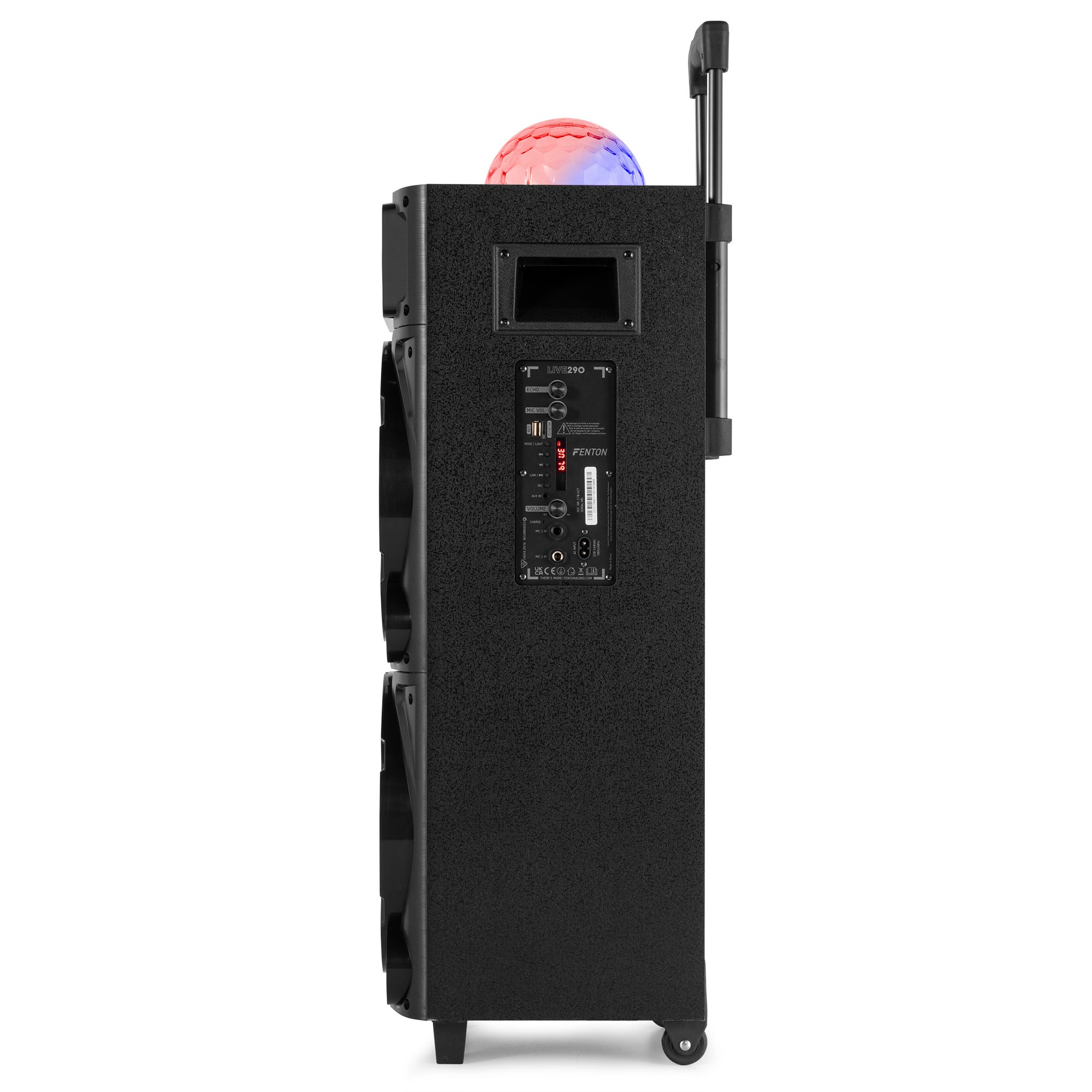 Altavoz negro con bola de discoteca roja y azul encima, asa y ruedas. Tiene un panel de control lateral.