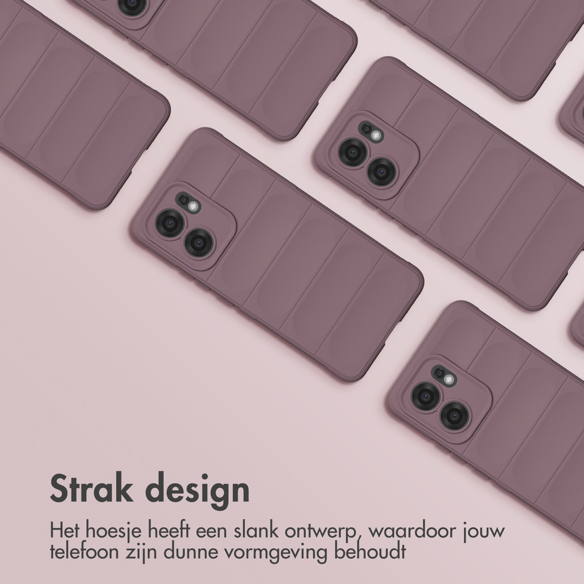 Custodie viola per telefoni disposte diagonalmente su sfondo rosa. Ogni custodia ha un ritaglio per la fotocamera e un design a coste.