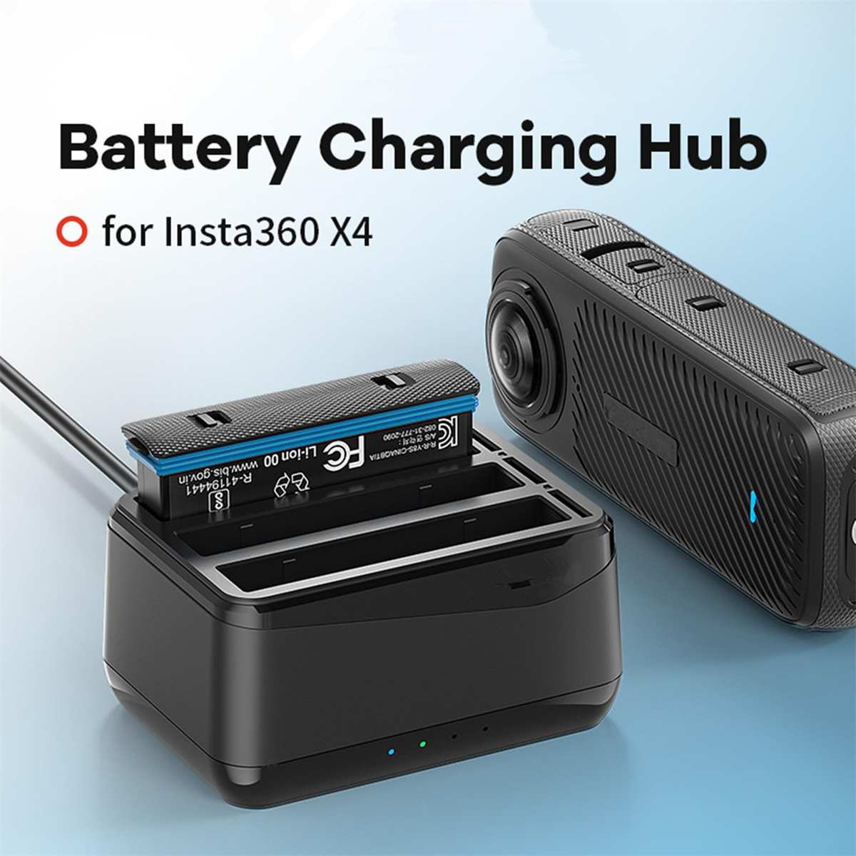 Ein schwarzer Ladehub mit eingelegtem Akku und eine Action-Kamera daneben. Text: 'Battery Charging Hub'.