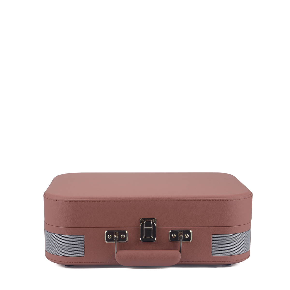 Różowa walizka ze srebrnymi akcentami i uchwytem. Ma zatrzask na środku i głośniki po obu stronach.