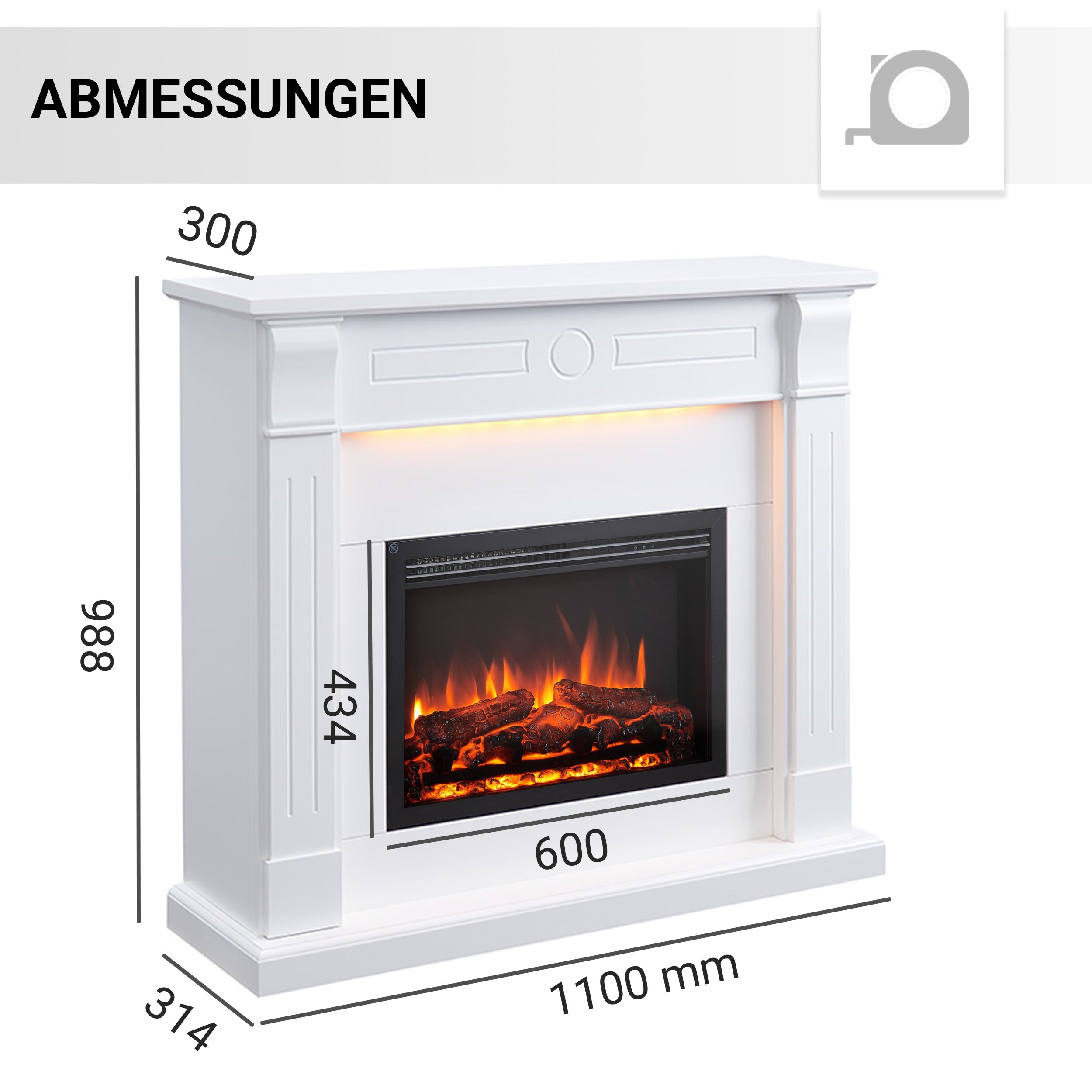 Ein weißer Elektrokamin mit Maßangaben. Der Feuerraum zeigt einen Feuereffekt mit brennenden Holzscheiten.