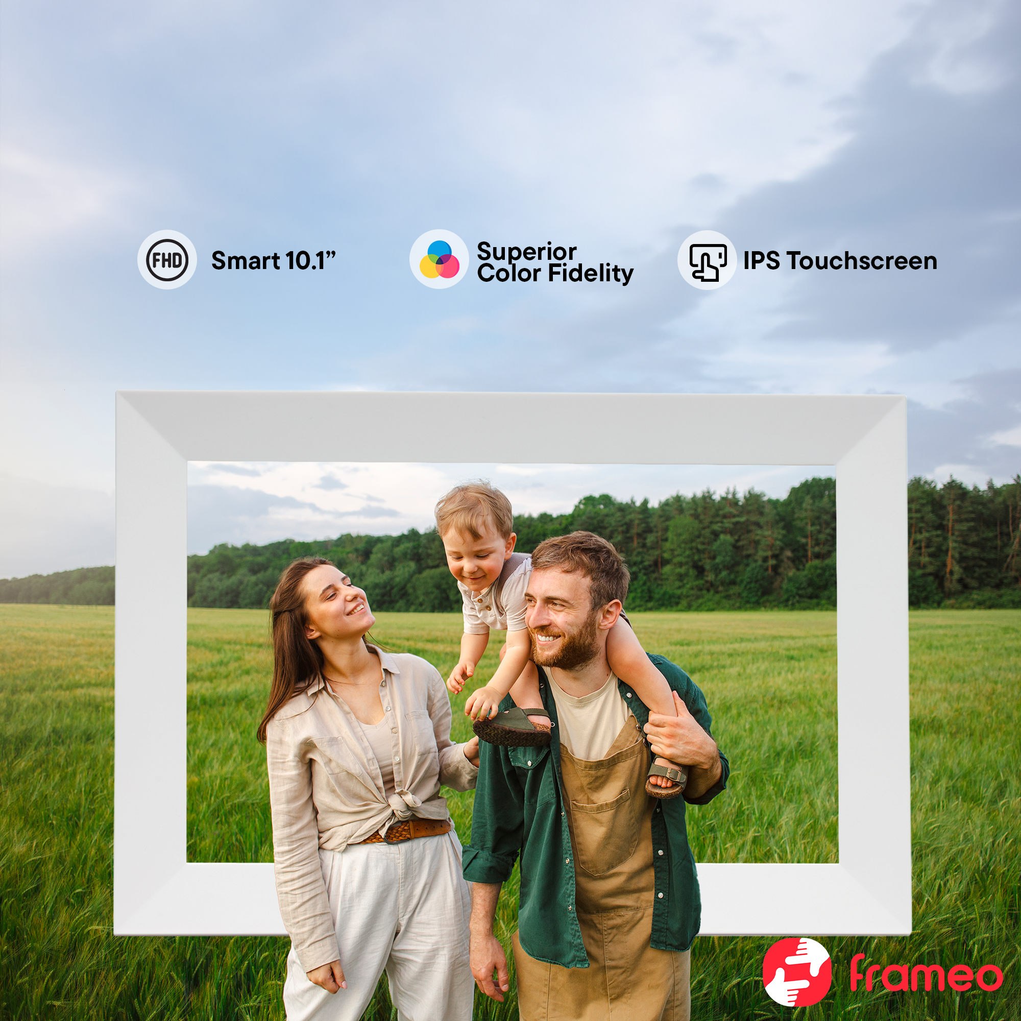 Rodzina z dzieckiem na ramionach ojca na polu. Biała rama otacza ich. Tekst: Smart 10.1", Superior Color Fidelity, IPS Touchscreen.