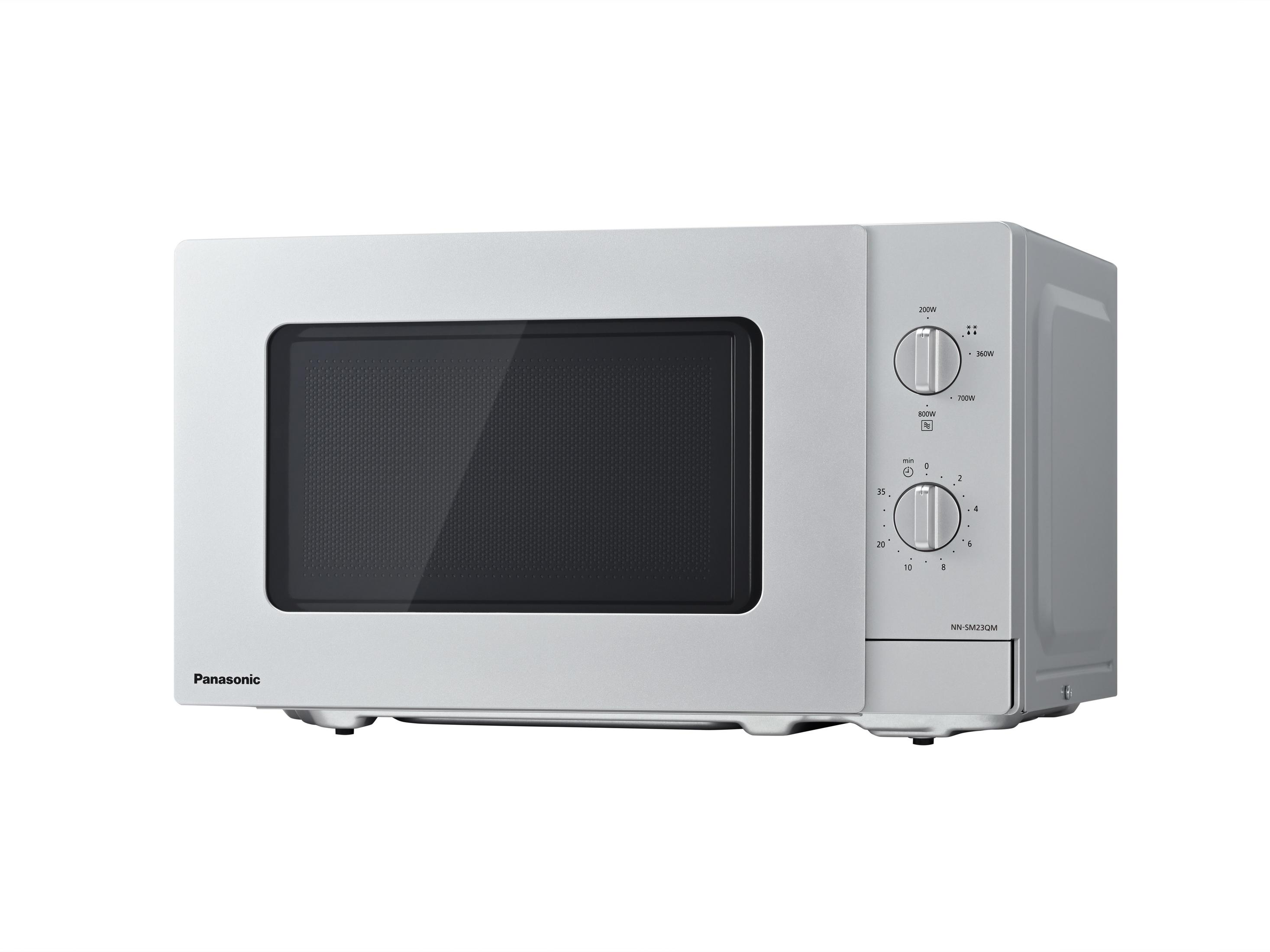 Un forno a microonde Panasonic bianco. Ha una porta nera, manopole e un display digitale. Lo sfondo è bianco.