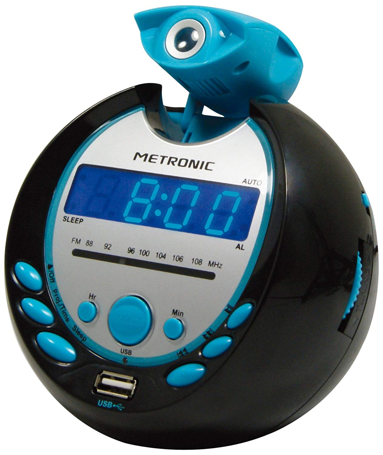 Un despertador Metronic negro y azul muestra las 8:00. Tiene botones y un puerto USB. Un proyector azul está en la parte superior.
