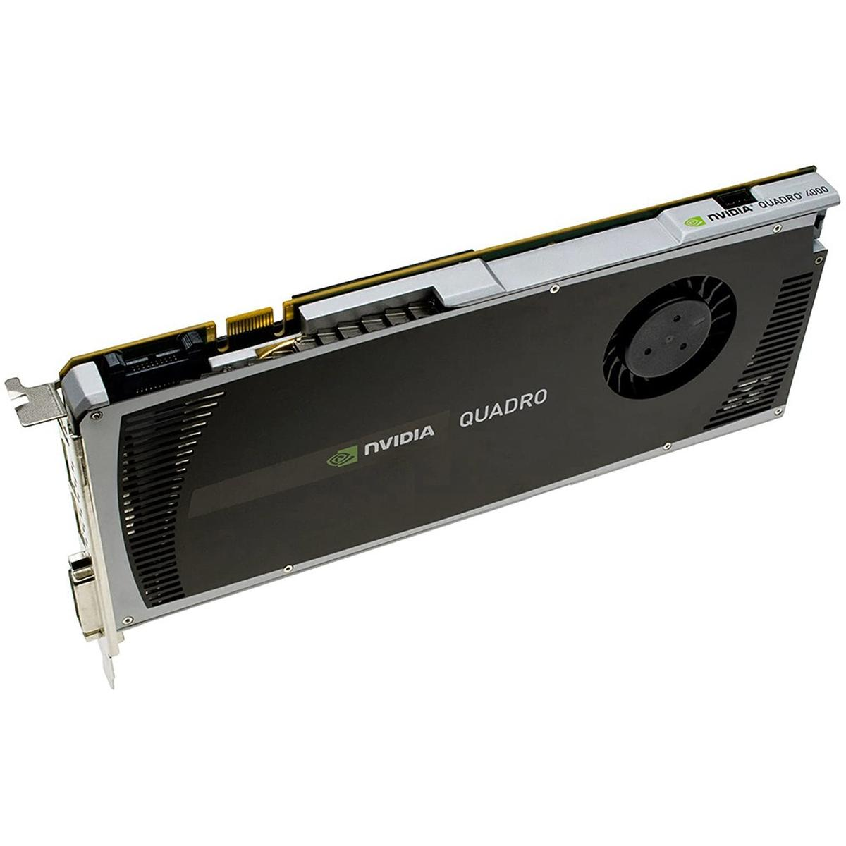 Scheda grafica Nvidia Quadro 4000. Design nero e argento con ventola. Loghi Nvidia e Quadro visibili.