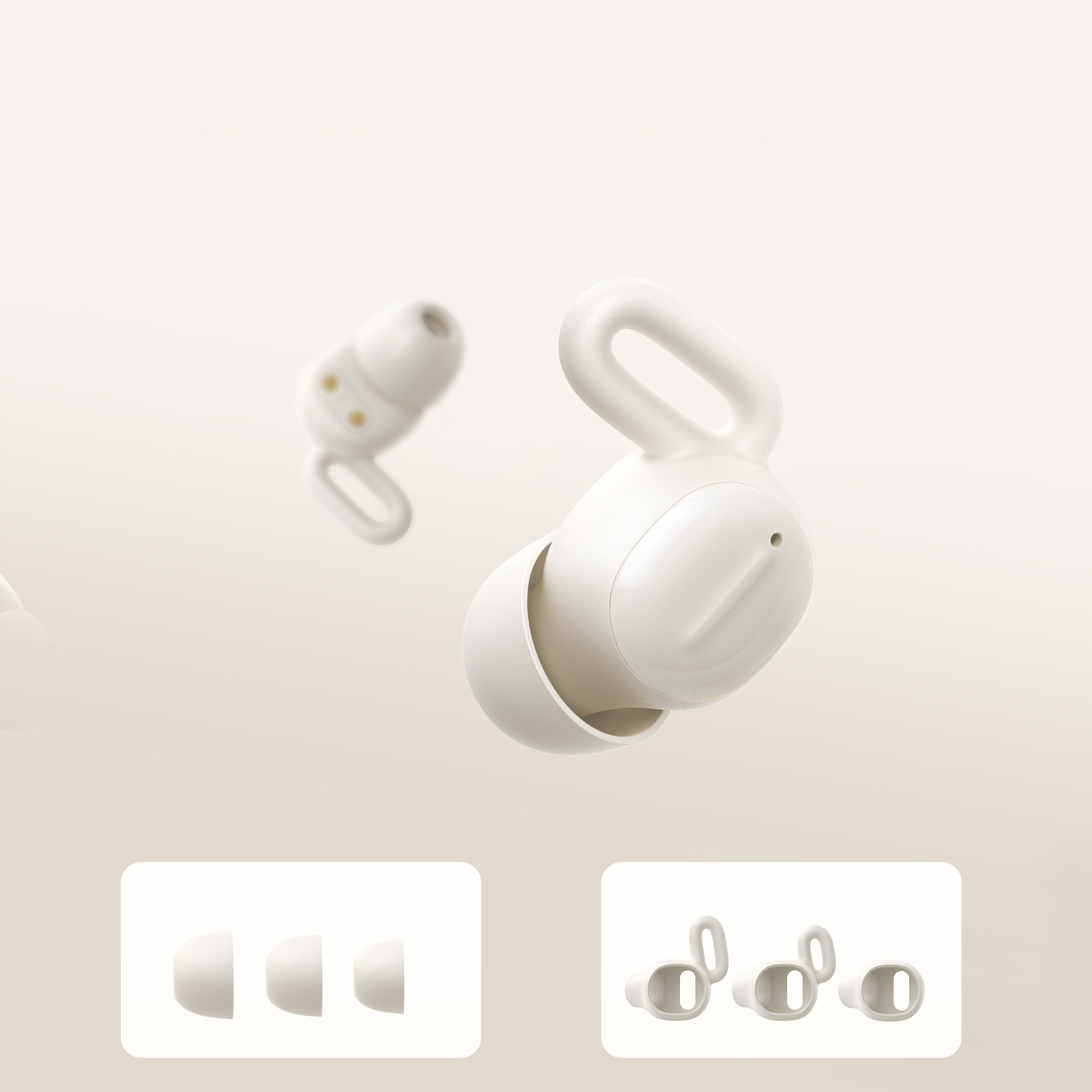 Białe słuchawki z akcesoriami. Dwa słuchawki są w centrum, z wkładkami dousznymi poniżej. Jasne beżowe tło.