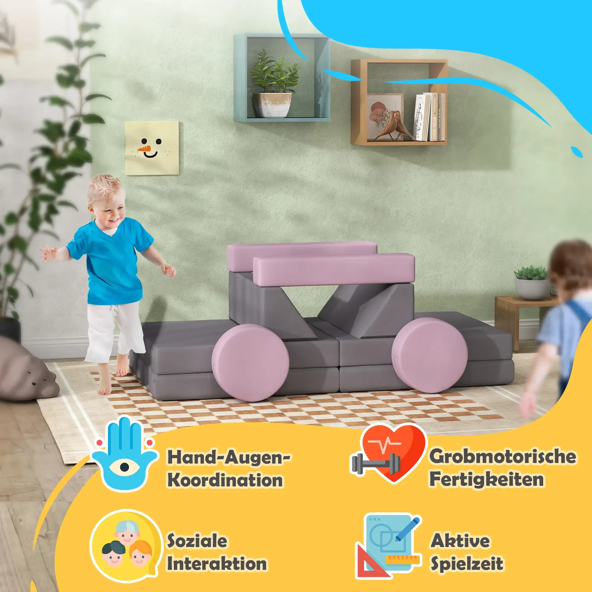 Ein Kind in blauem Hemd und weißer Hose spielt in der Nähe eines Spielzeugautos. Der Hintergrund zeigt Wanddekorationen und Icons zur kindlichen Entwicklung.