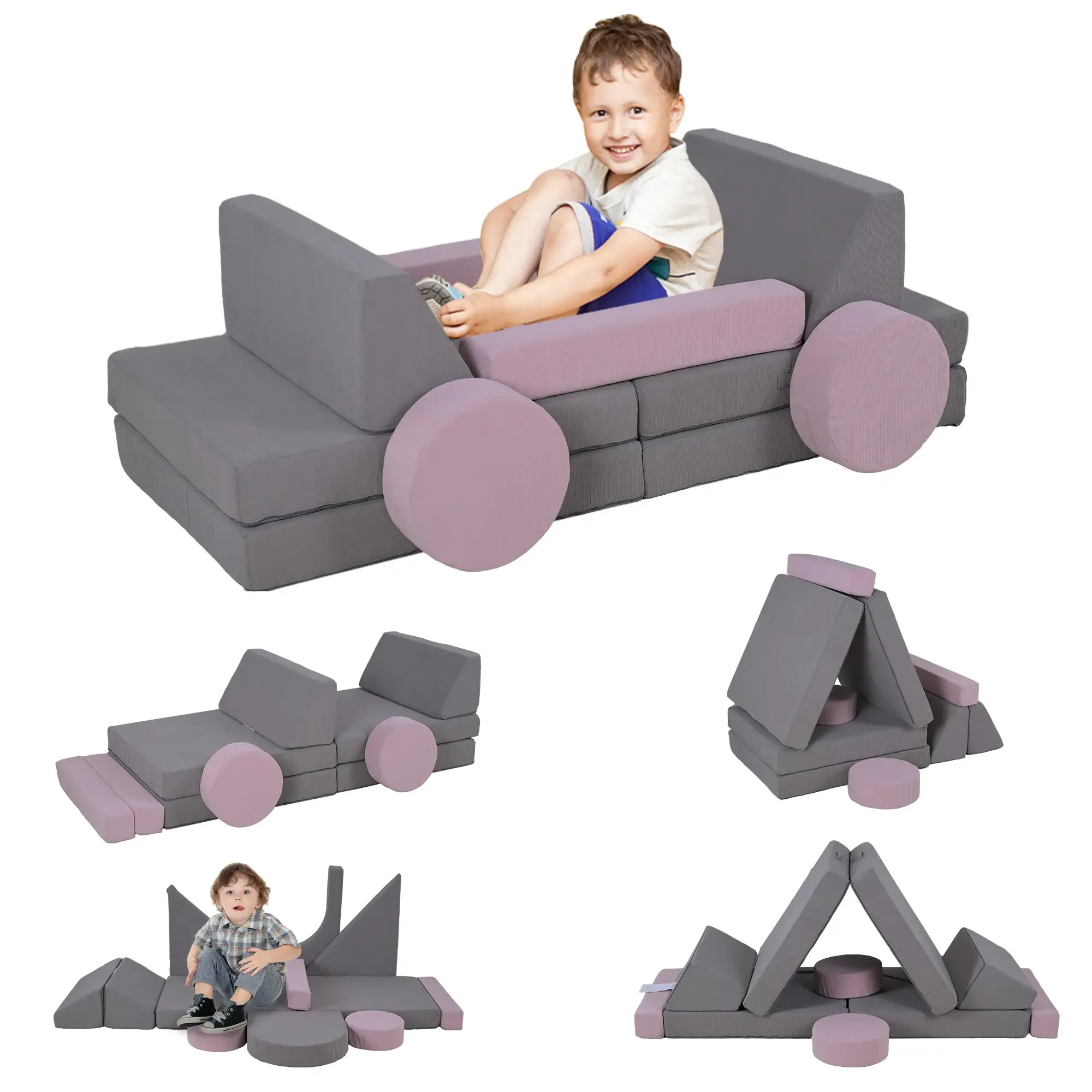 Ein Kind sitzt in einem Spielzeugauto aus grauen und rosa Schaumstoffblöcken. Andere Blockstrukturen sind ebenfalls gezeigt.