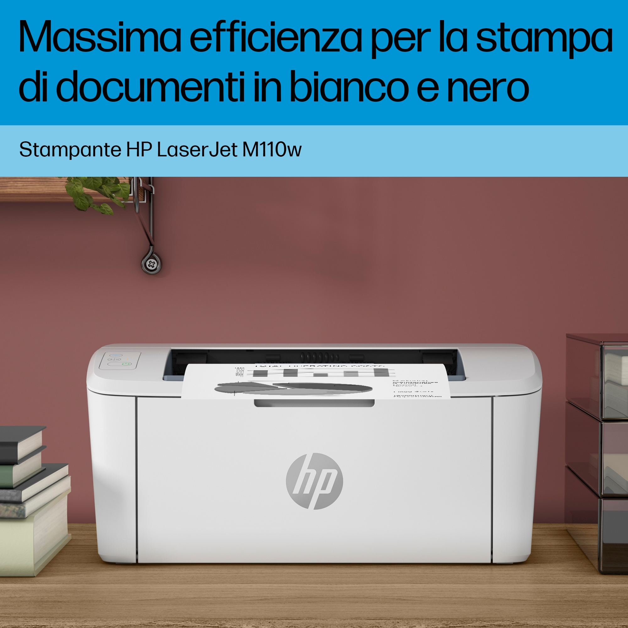 Weißer HP LaserJet Drucker, der ein Dokument auf einem Holztisch druckt. Der Text oben lautet 'Maximale Effizienz für Schwarzweißdruck'.