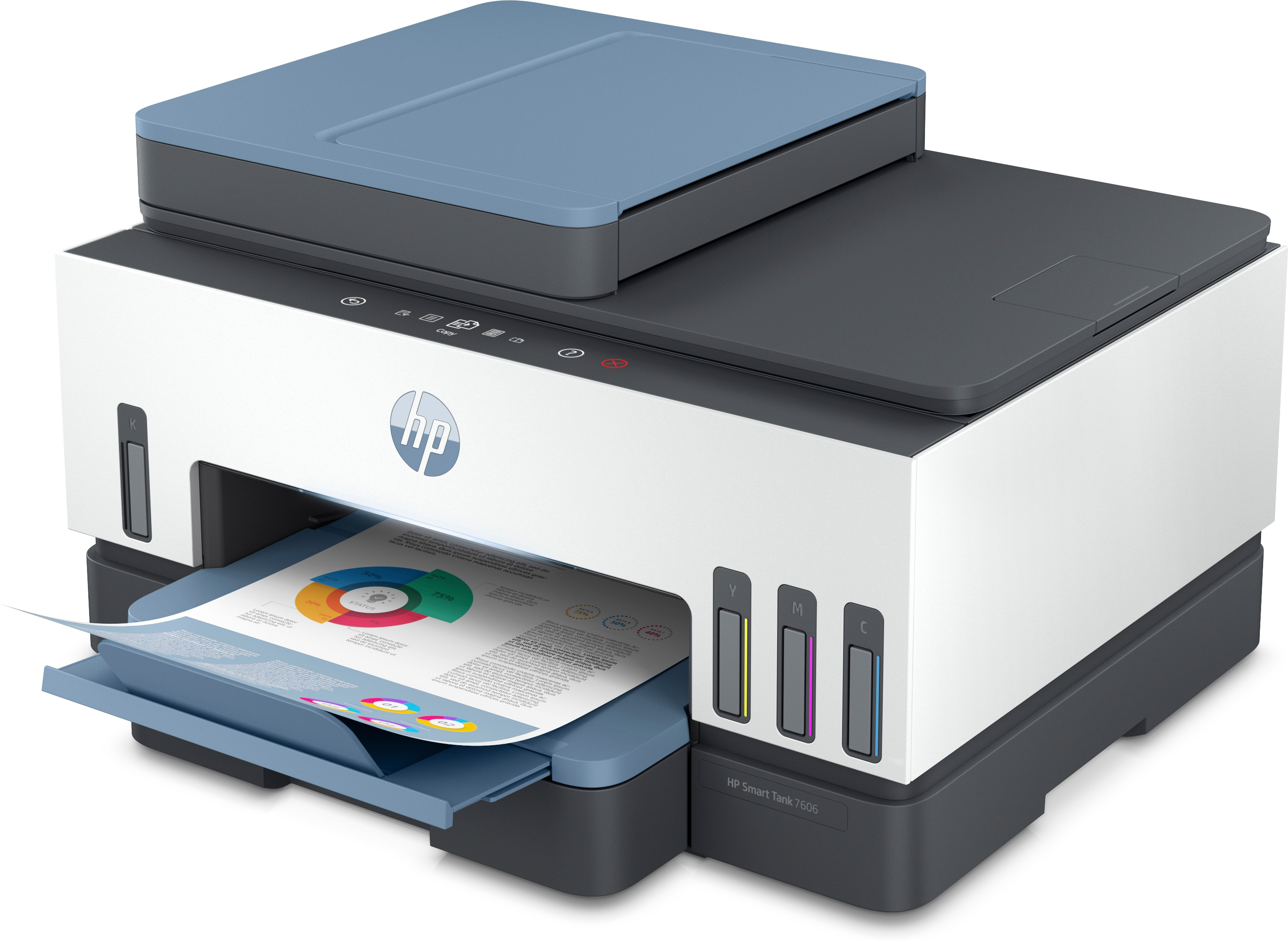 Una impresora HP Smart Tank 7606. Es blanca, gris y azul. Una página impresa está en la bandeja.