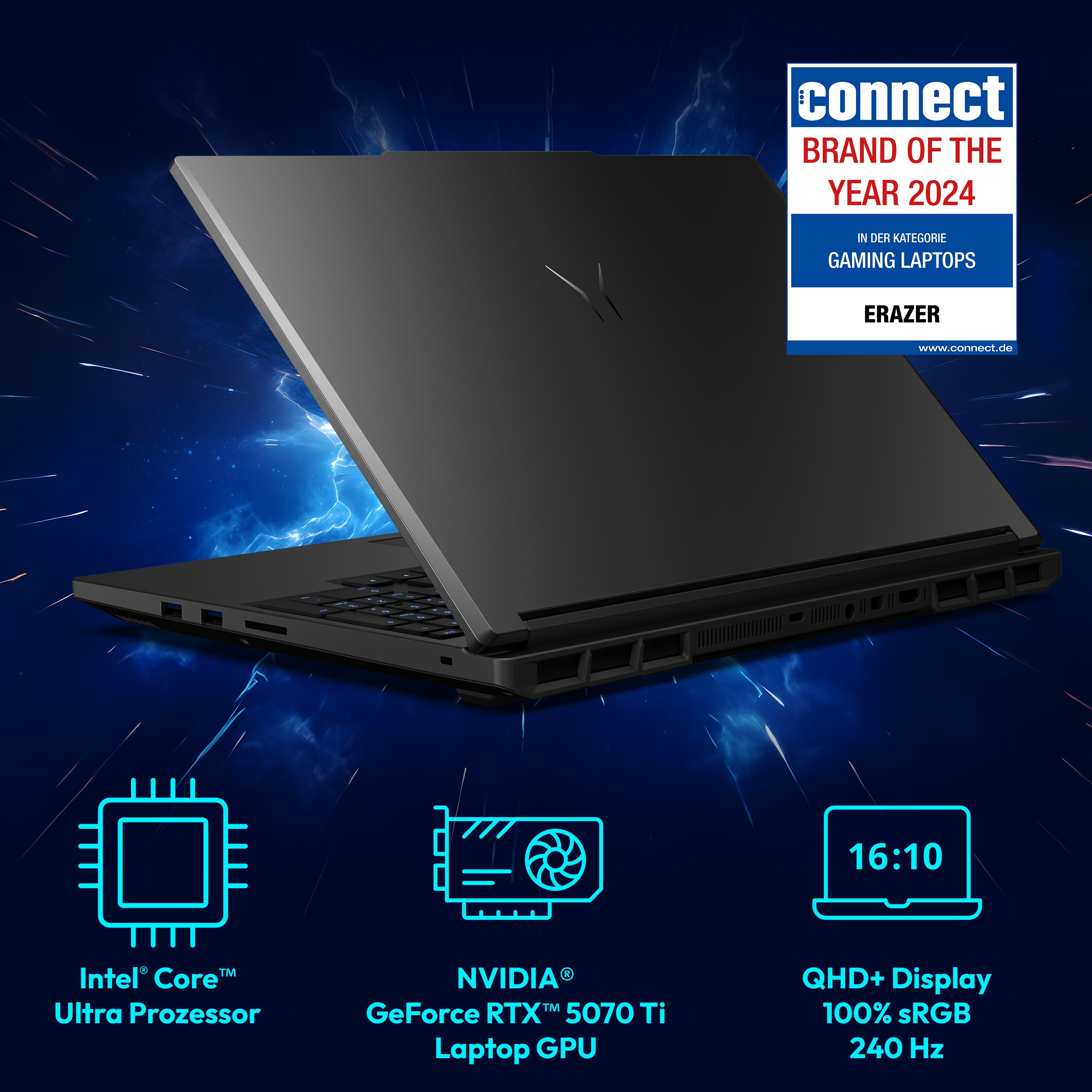 Schwarzer Laptop mit Markenlogo und Grafikkarten-Details auf blauem Hintergrund.
