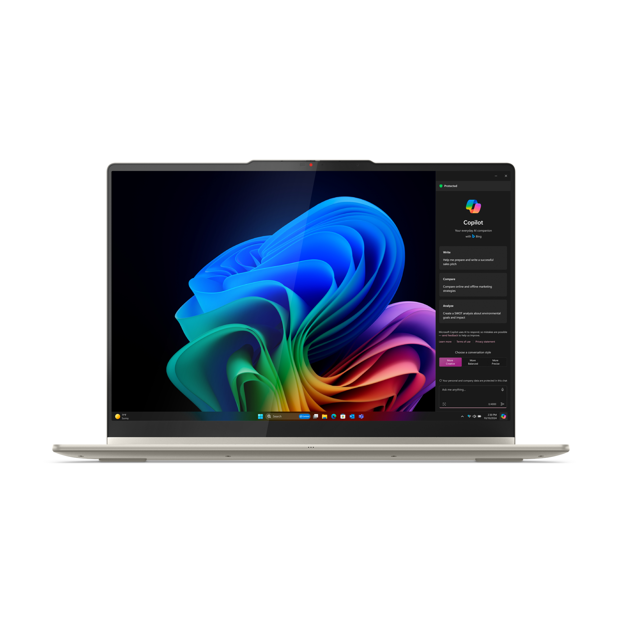 Laptop mit farbenfrohem abstraktem Bild, Copilot-Oberfläche rechts. Der Laptop ist offen auf heller Oberfläche.