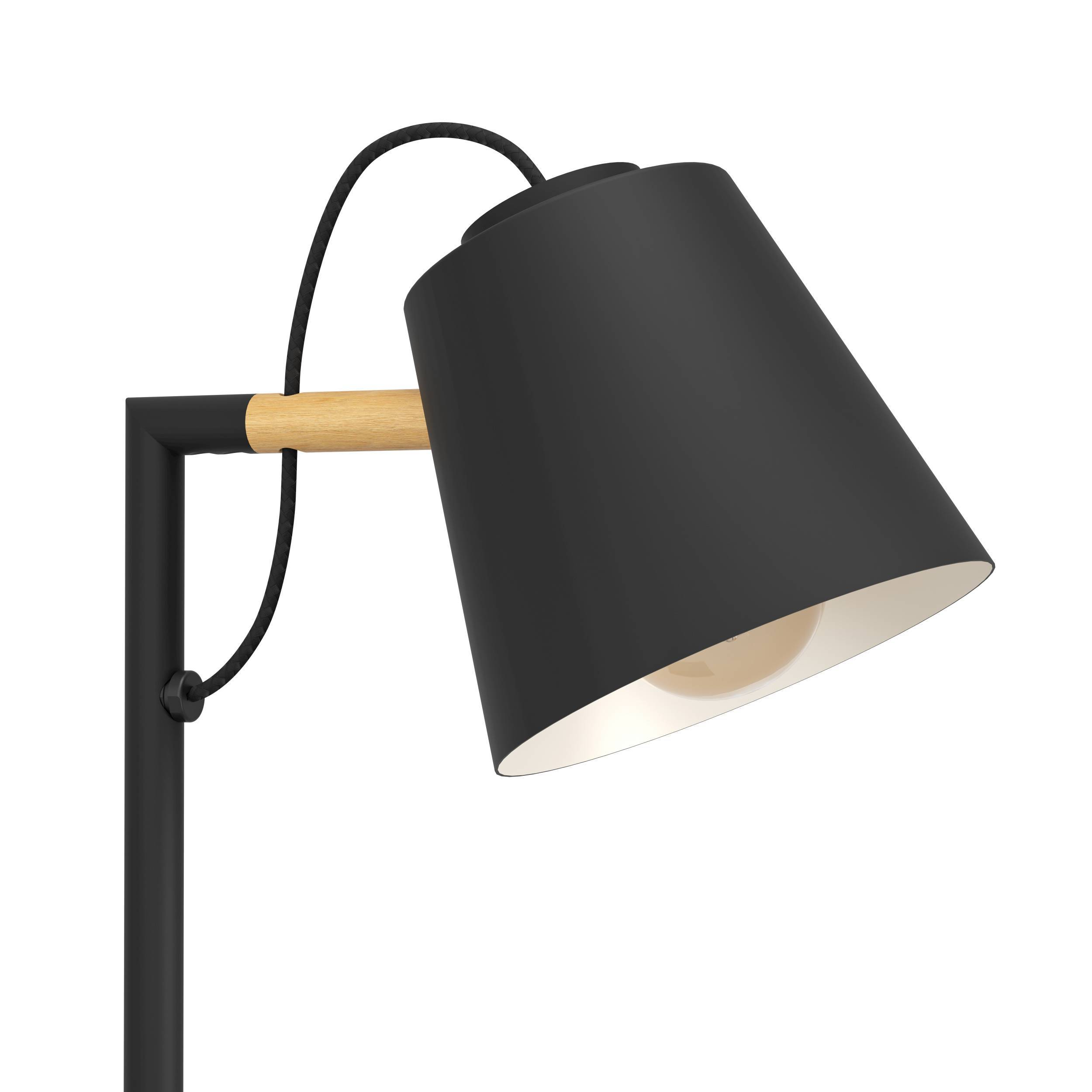 Eine schwarze Lampe mit Holzarm, schwarzem Schirm und weißem Innenraum. Die Lampe steht vor weißem Hintergrund.