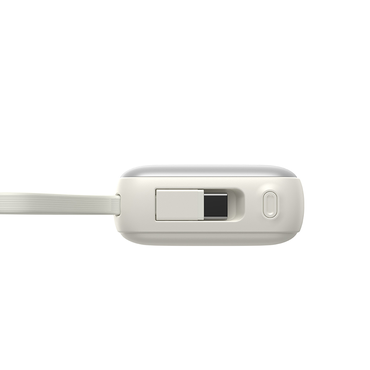 Biały power bank ze złączem USB-C i przyciskiem. Kabel jest podłączony do banku.