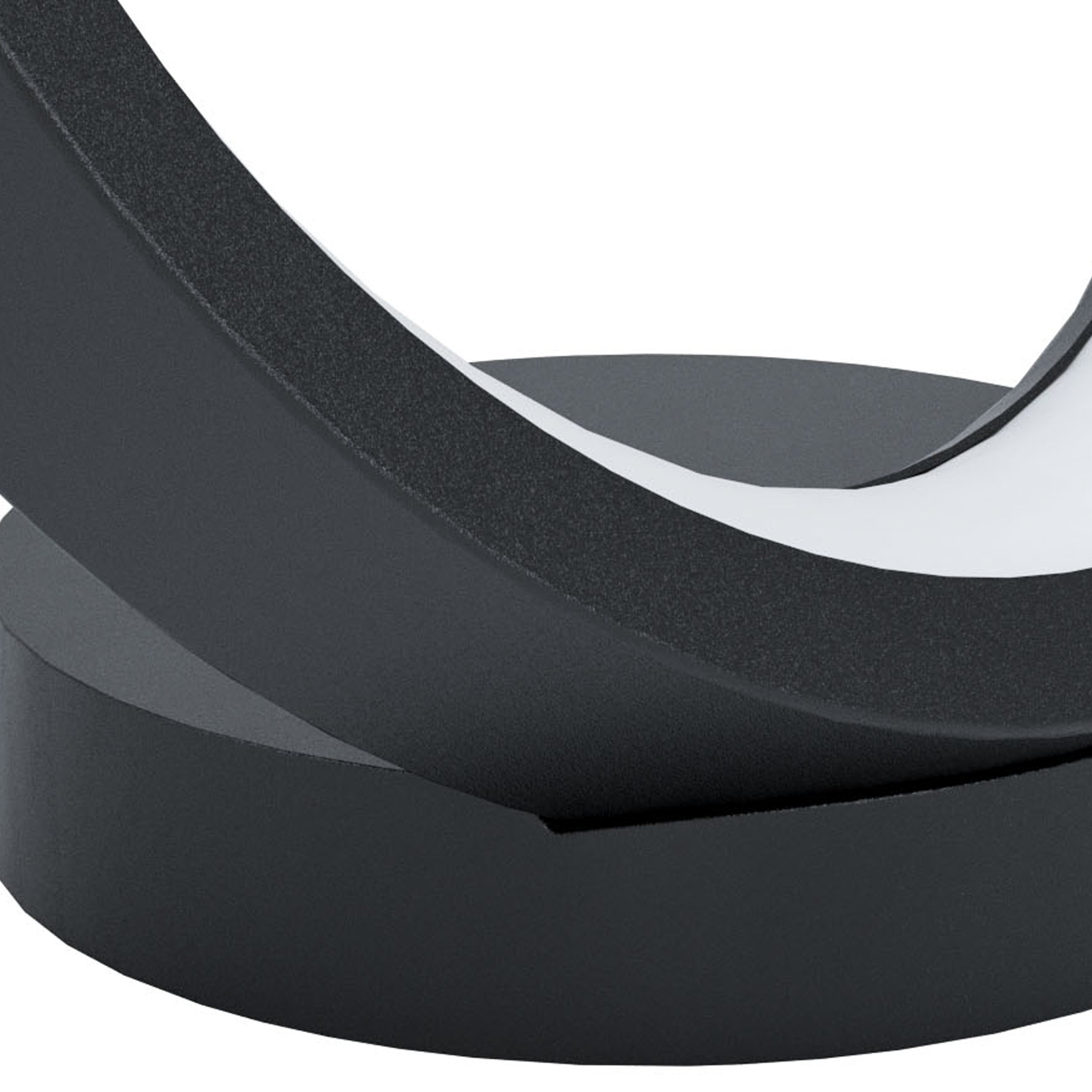 Eine Nahaufnahme zeigt eine schwarze, kreisförmige LED-Lampe mit einem weißen Lichtstreifen, die ihr modernes Design hervorhebt.